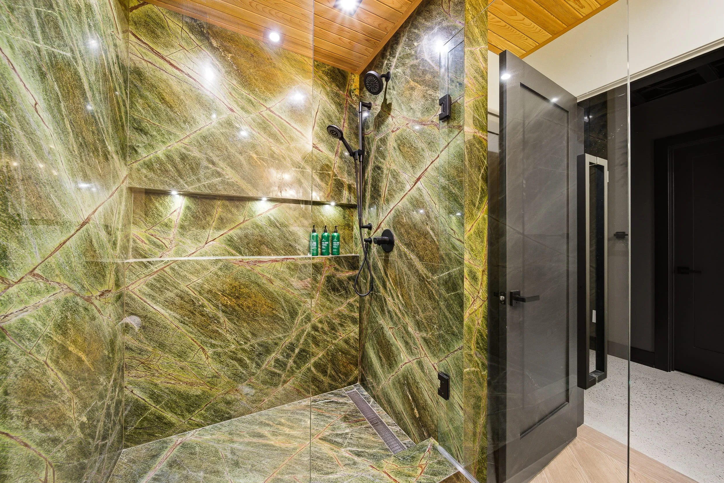 22 Cardish St -126.jpg