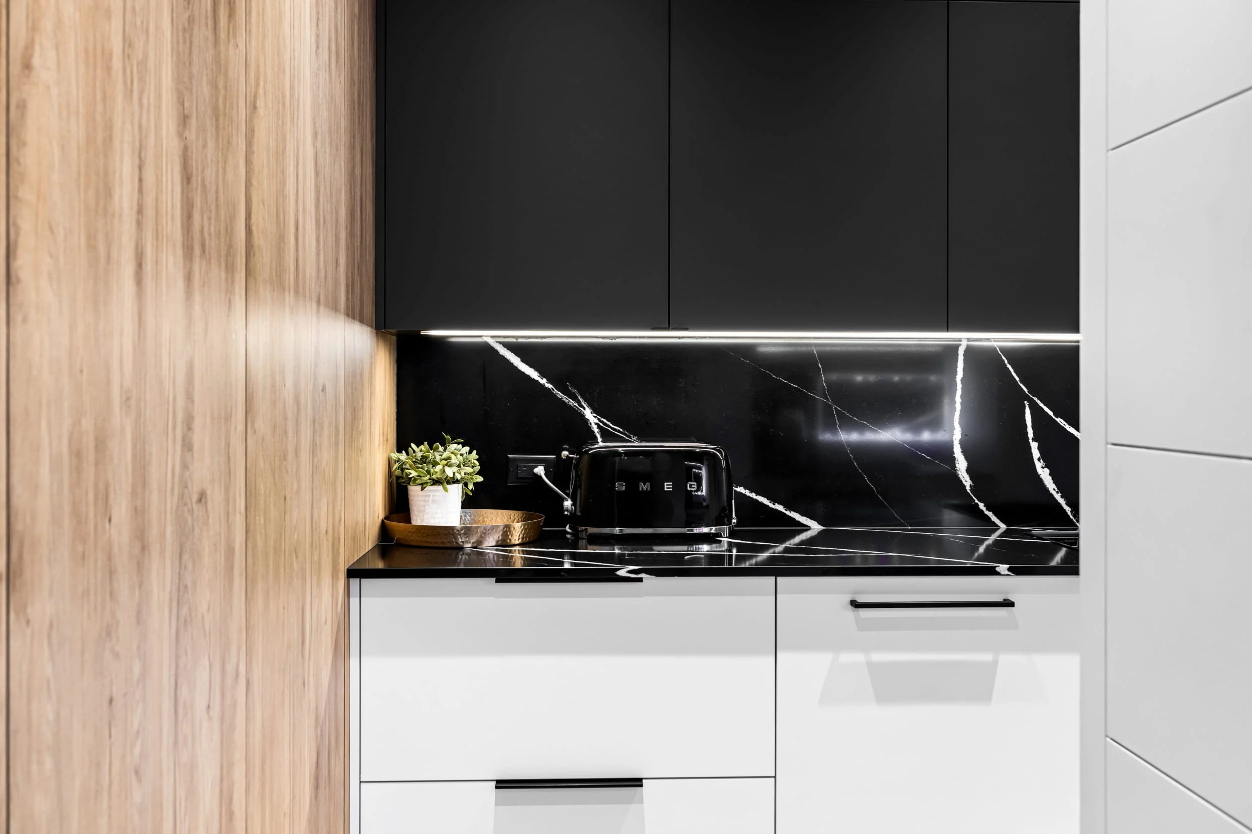 1080 Woodroffe Rd -20.jpg