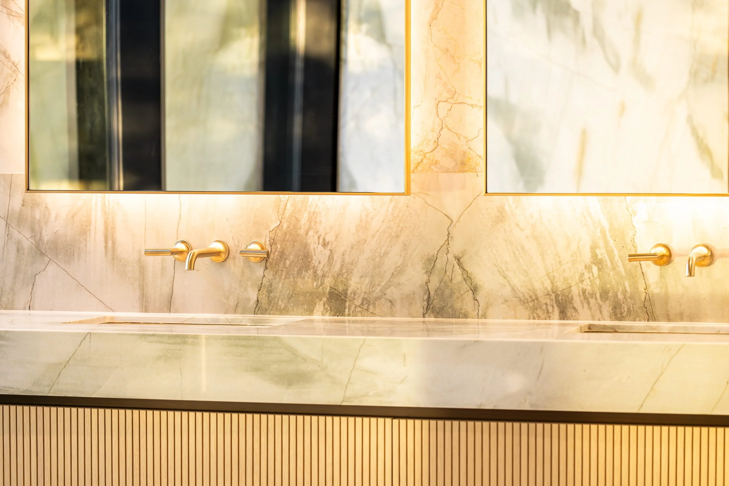 Dovigi Custom Cottage -230.jpg