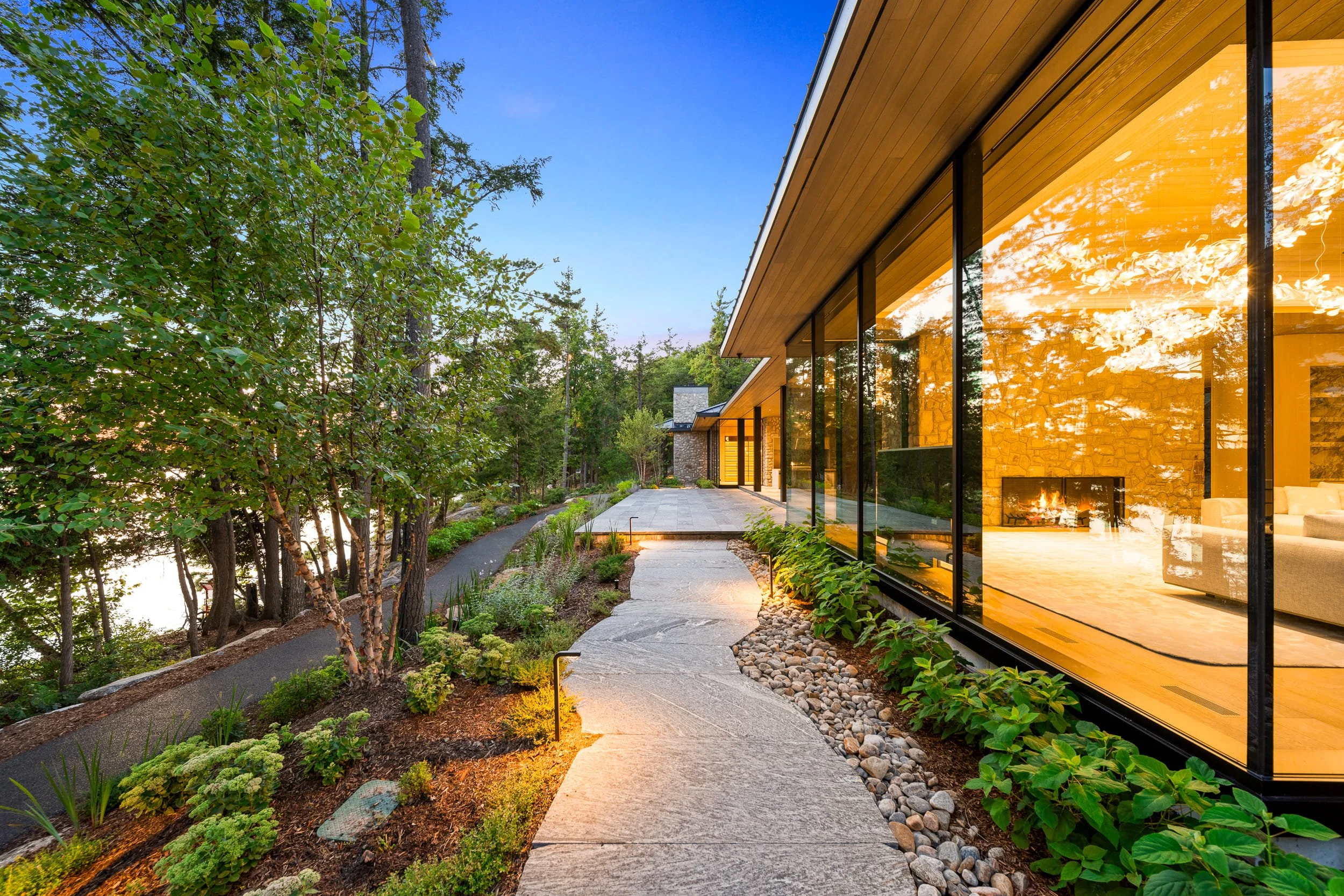 Dovigi Custom Cottage -10.jpg