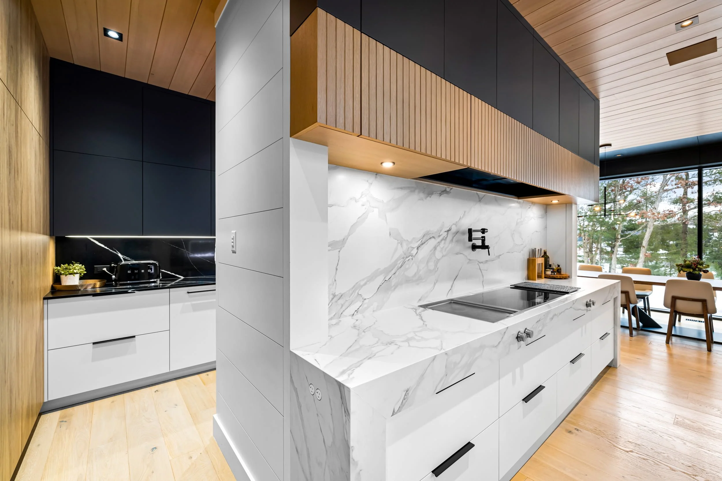 1080 Woodroffe Rd -8.jpg