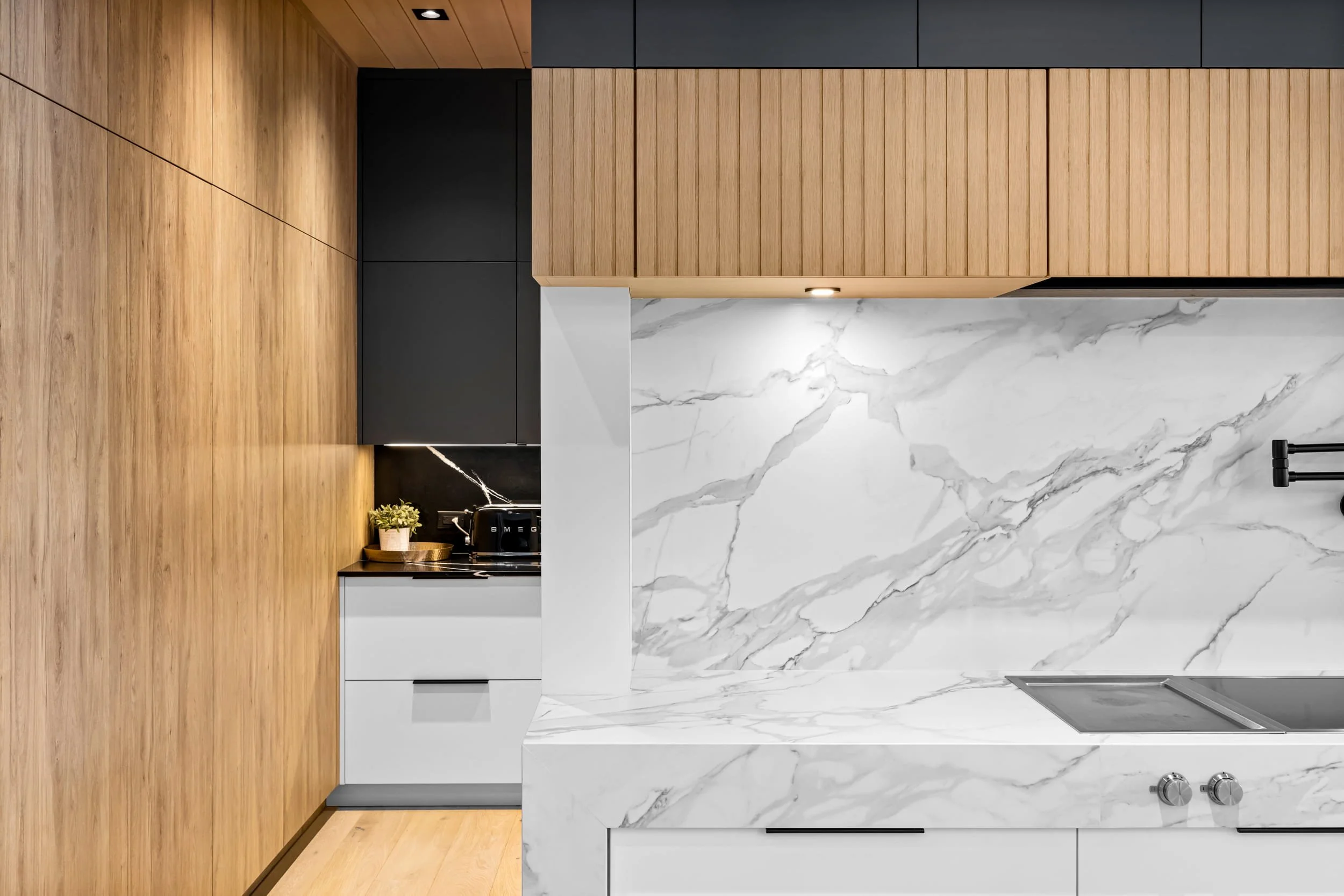 1080 Woodroffe Rd -4.jpg