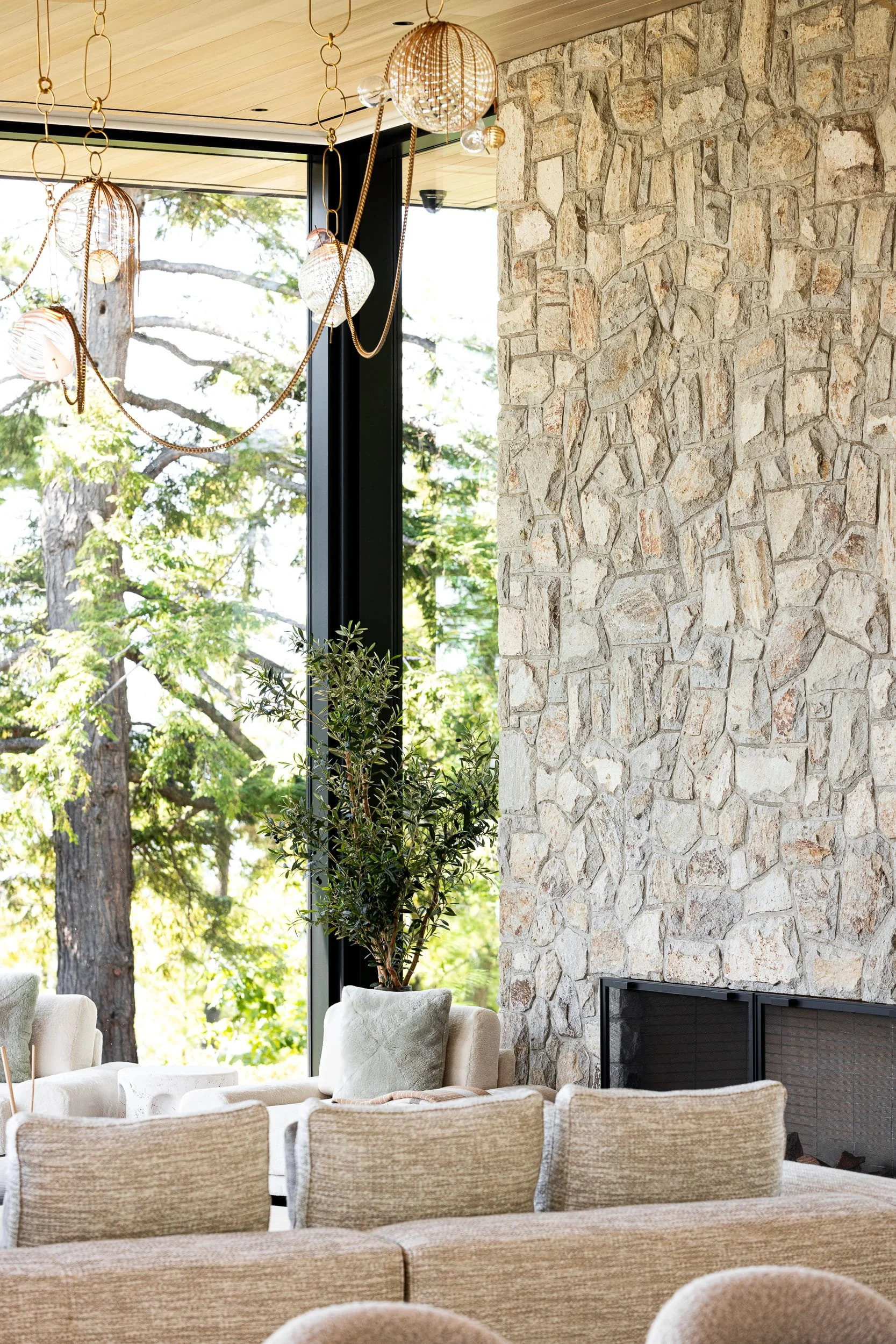 Dovigi Custom Cottage -48.jpg