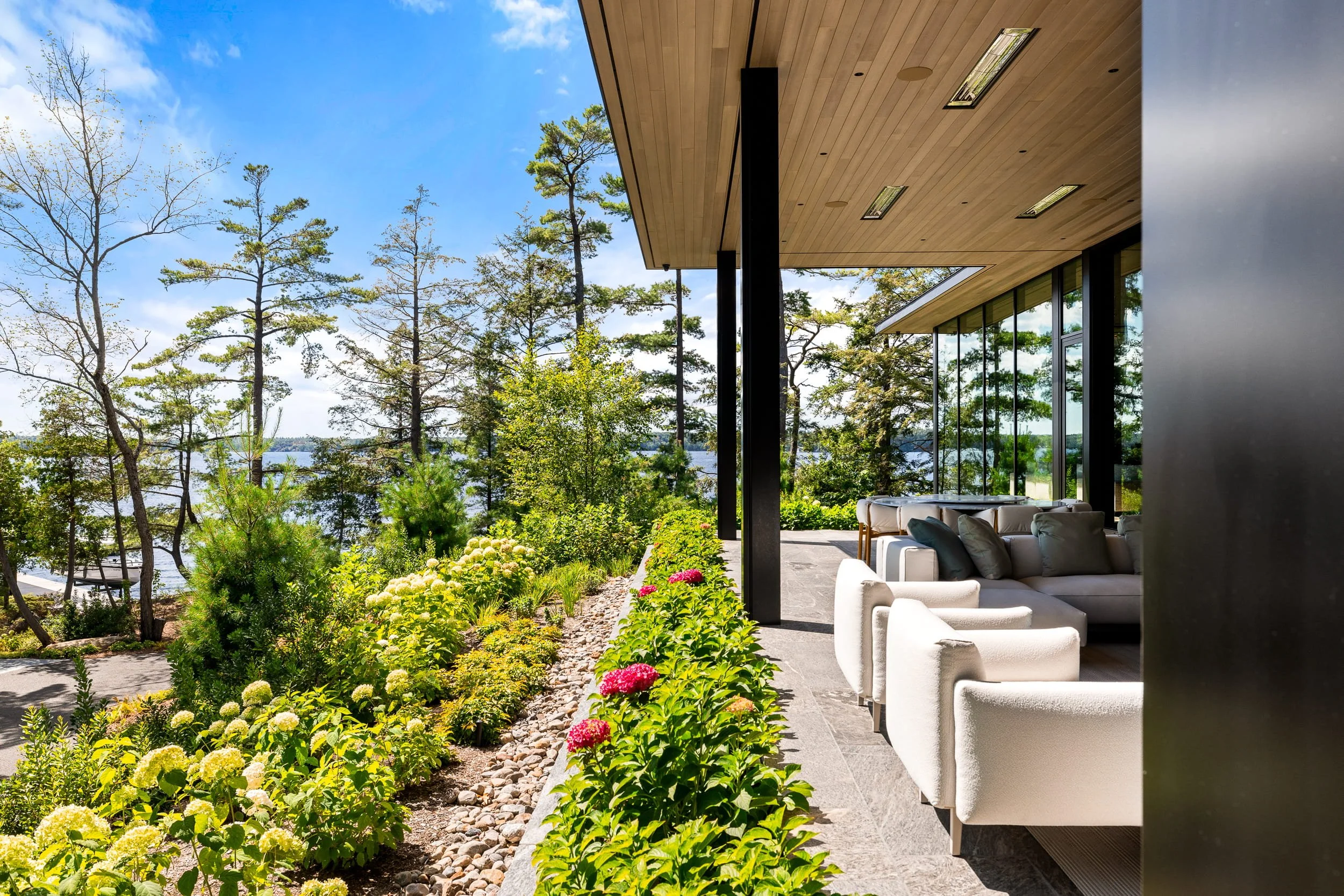 Dovigi Custom Cottage -105.jpg