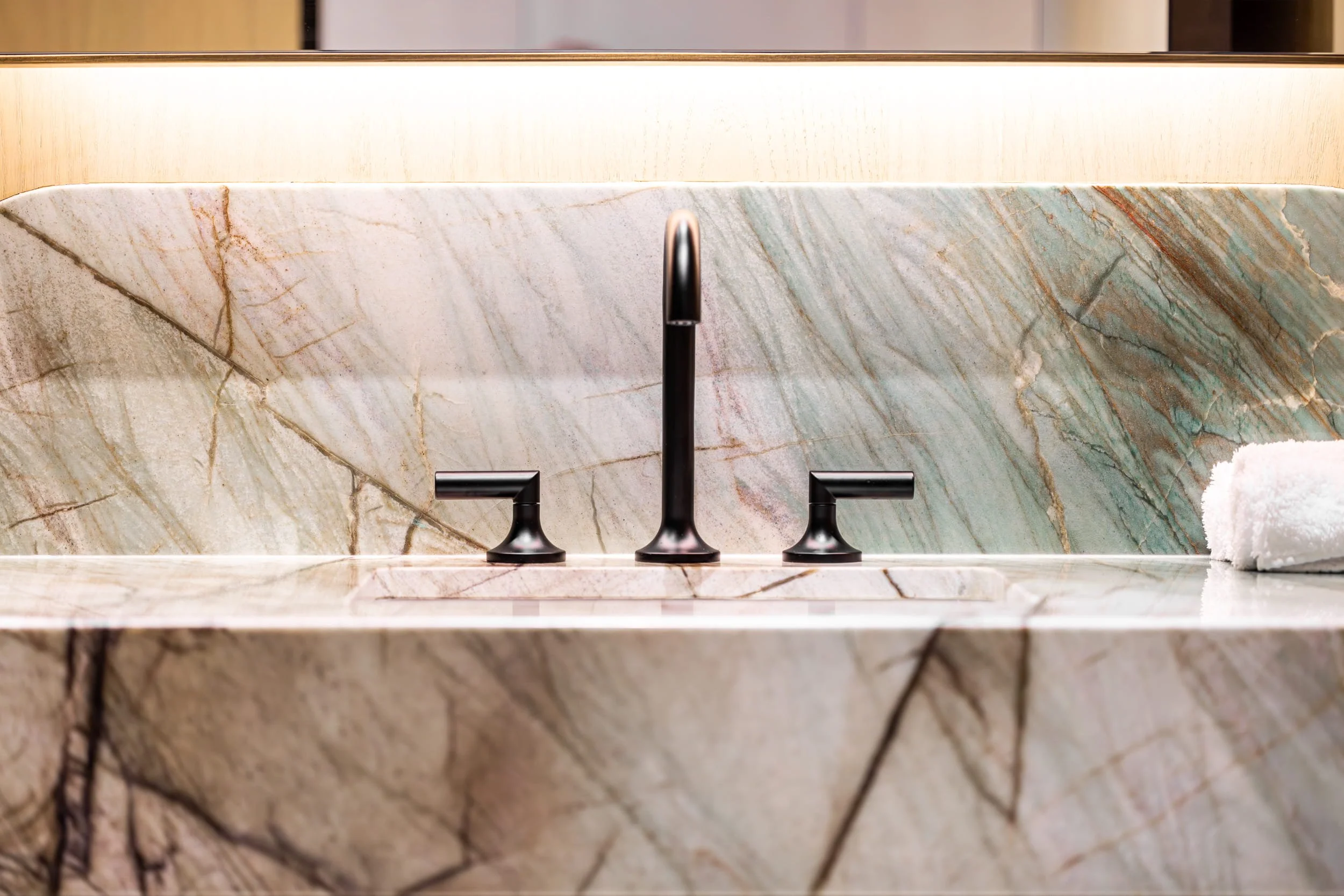 Dovigi Custom Cottage -170.jpg