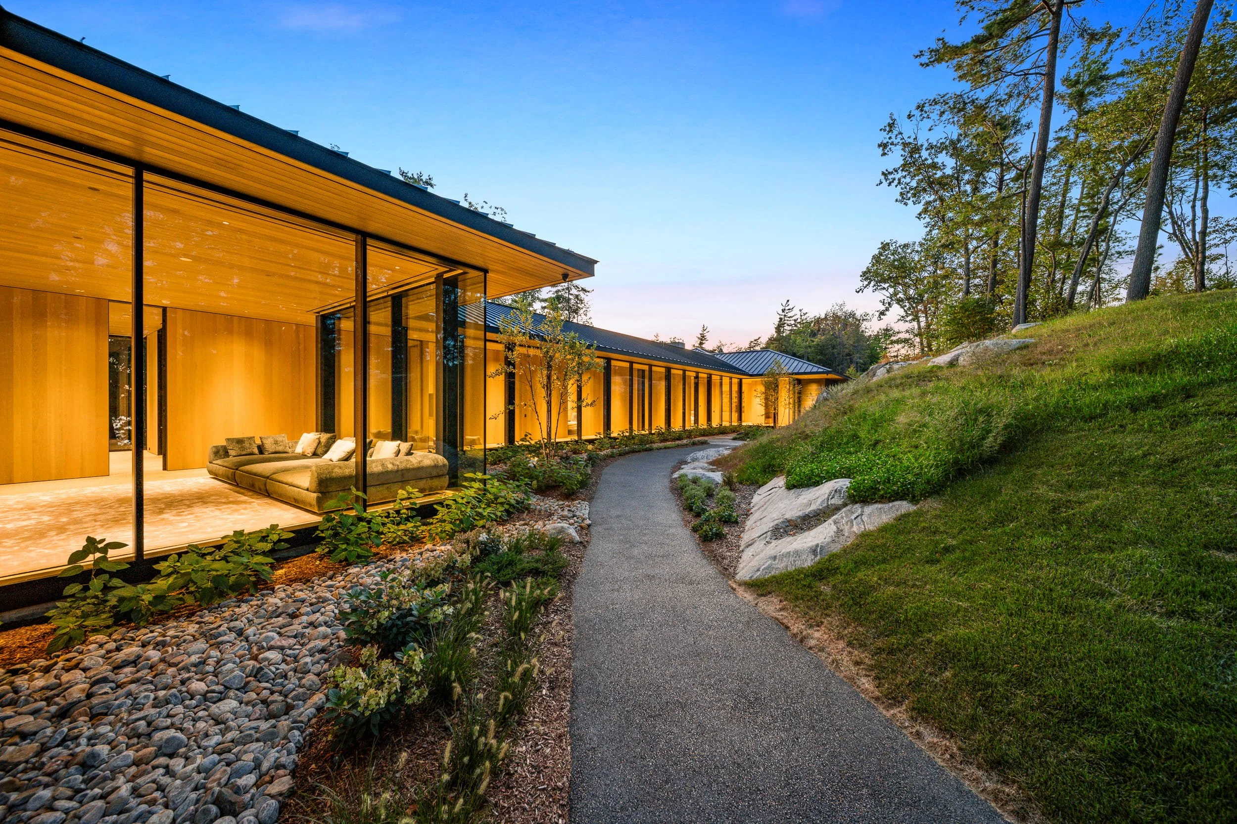 Dovigi Custom Cottage -4.jpg