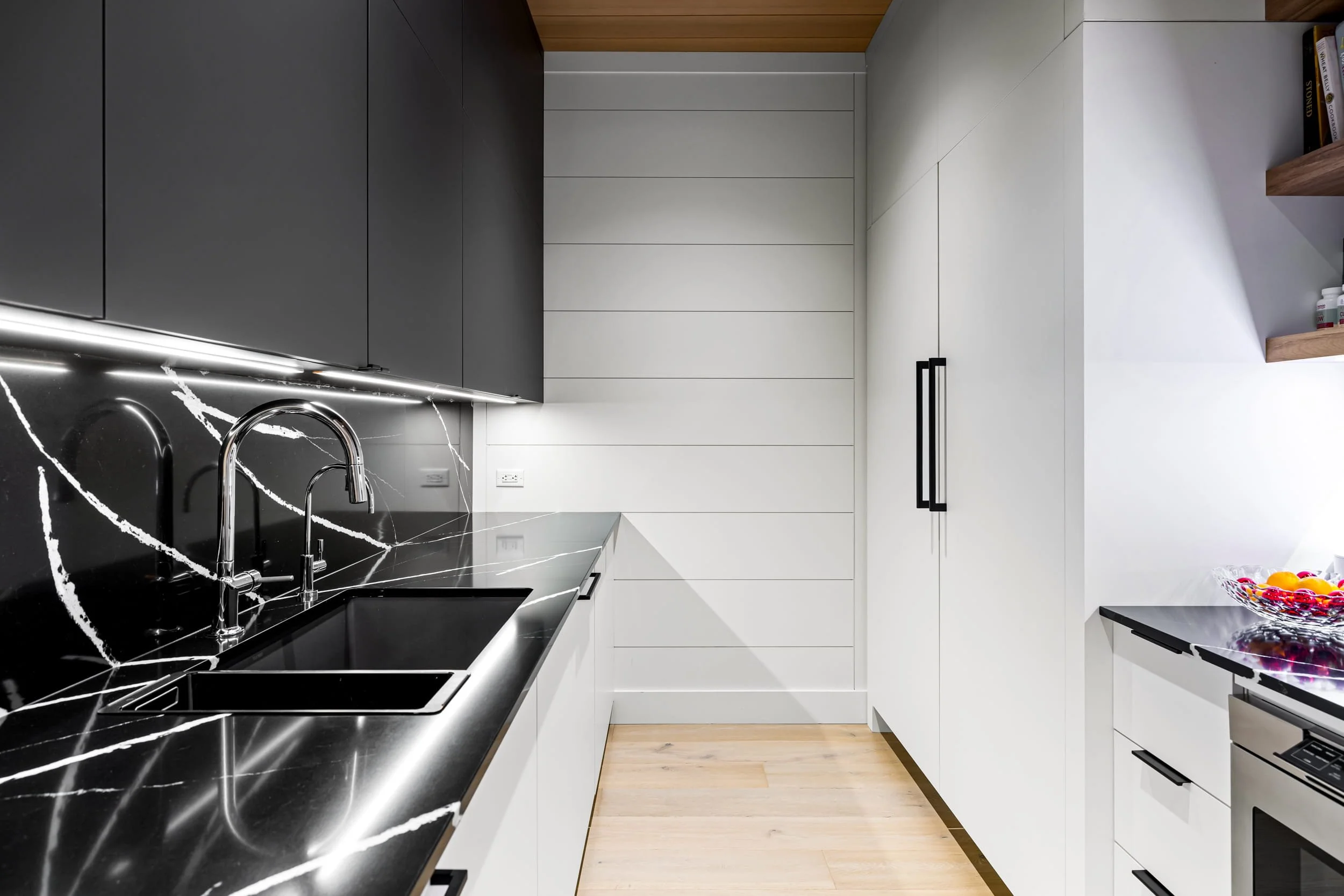 1080 Woodroffe Rd -19.jpg