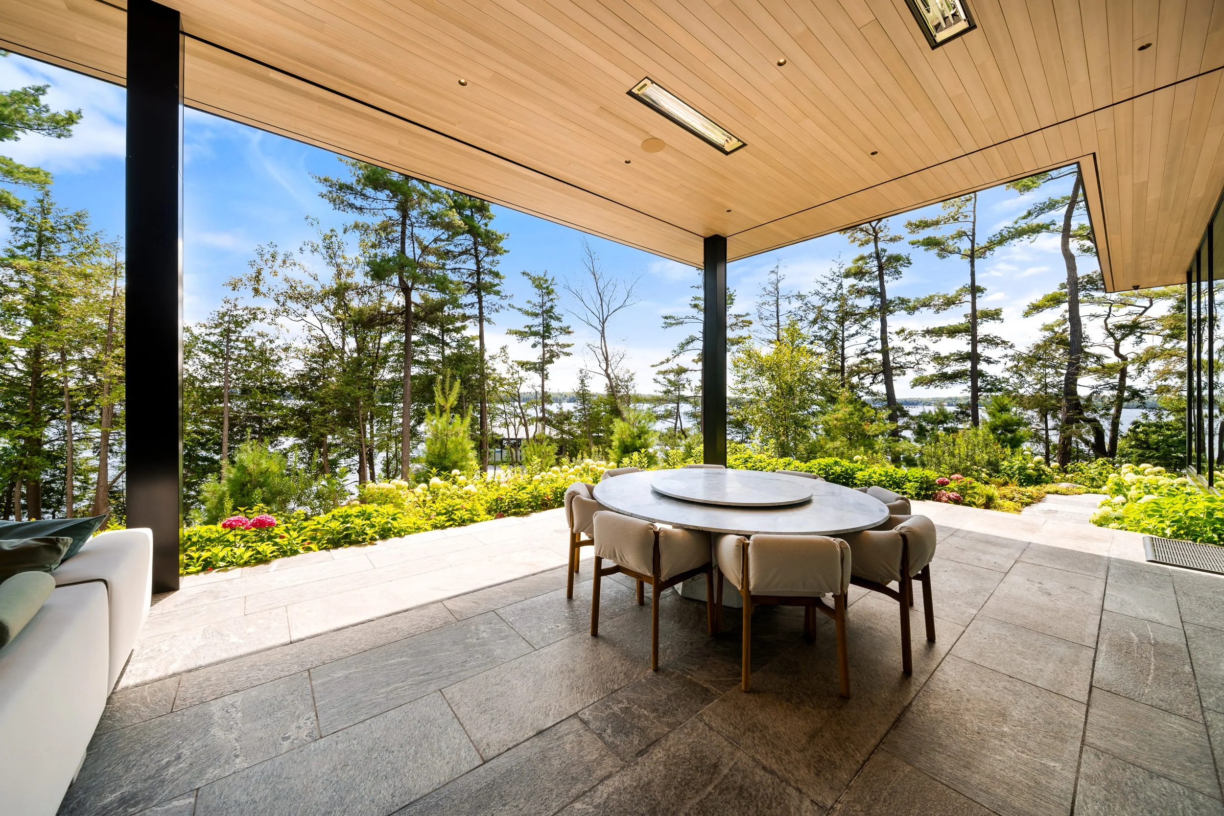 Dovigi Custom Cottage -101.jpg