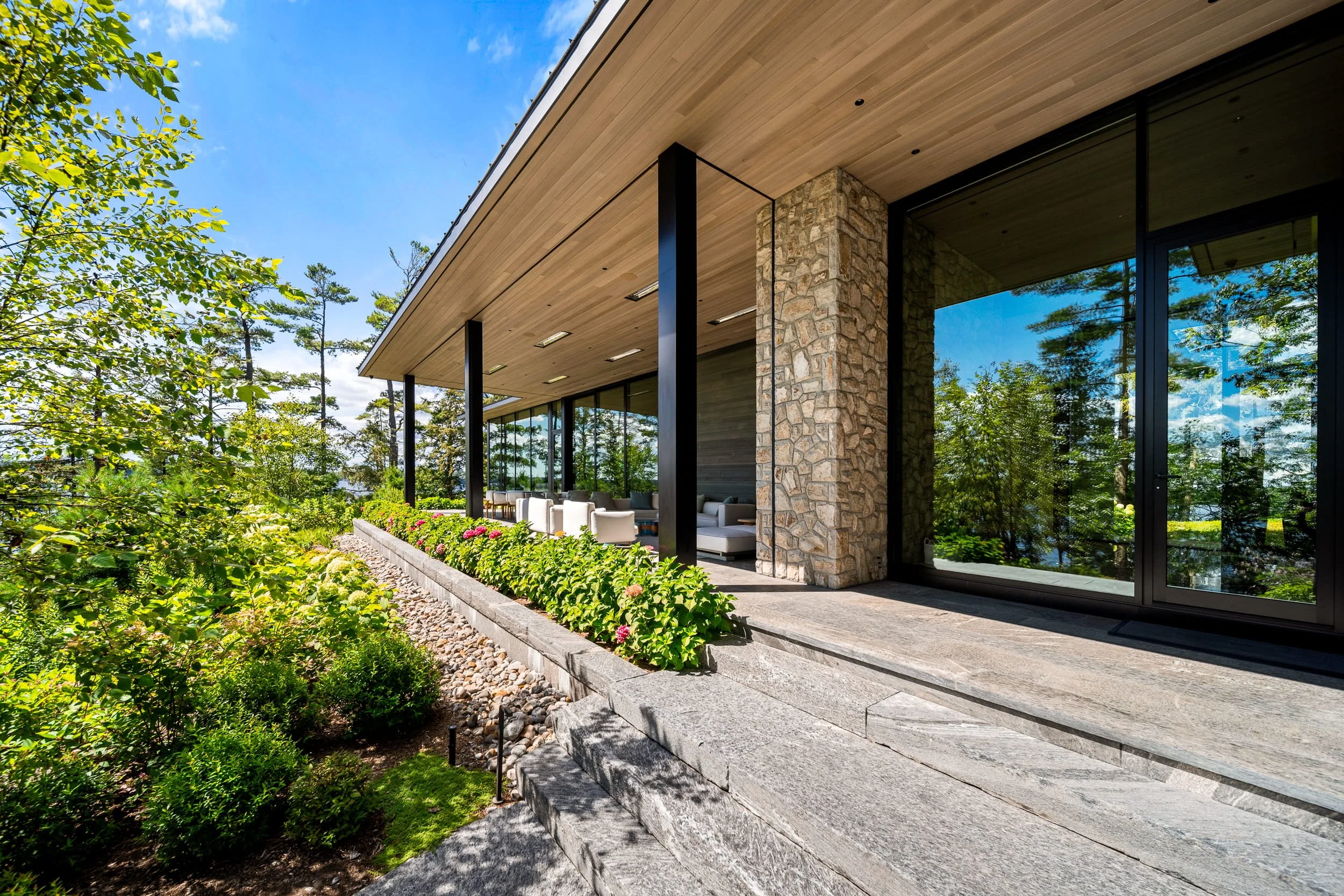 Dovigi Custom Cottage -106.jpg