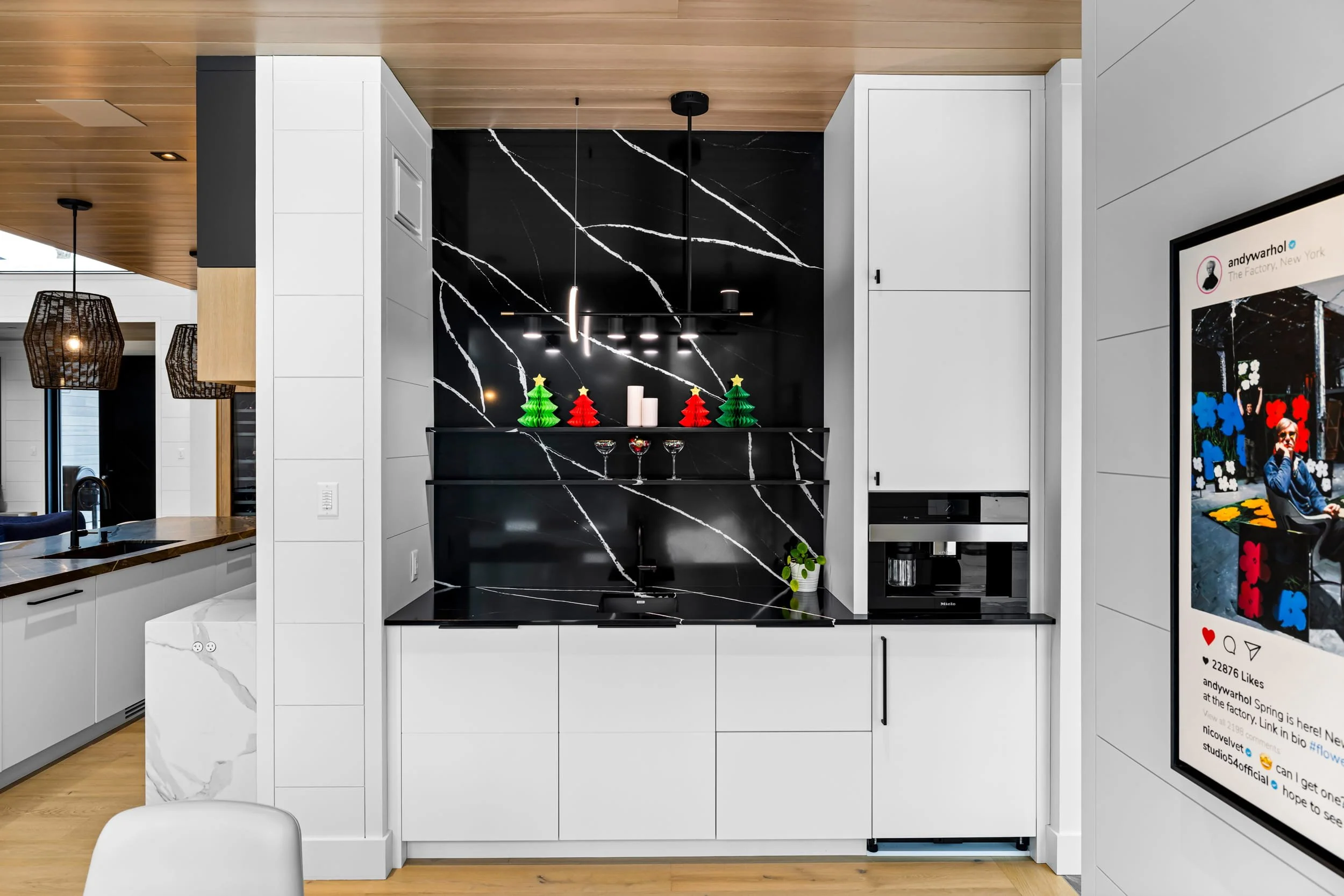 1080 Woodroffe Rd -12.jpg