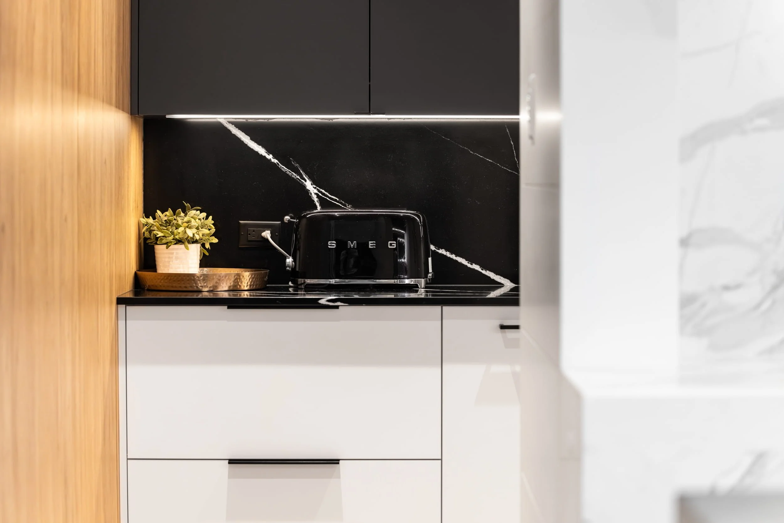 1080 Woodroffe Rd -40.jpg