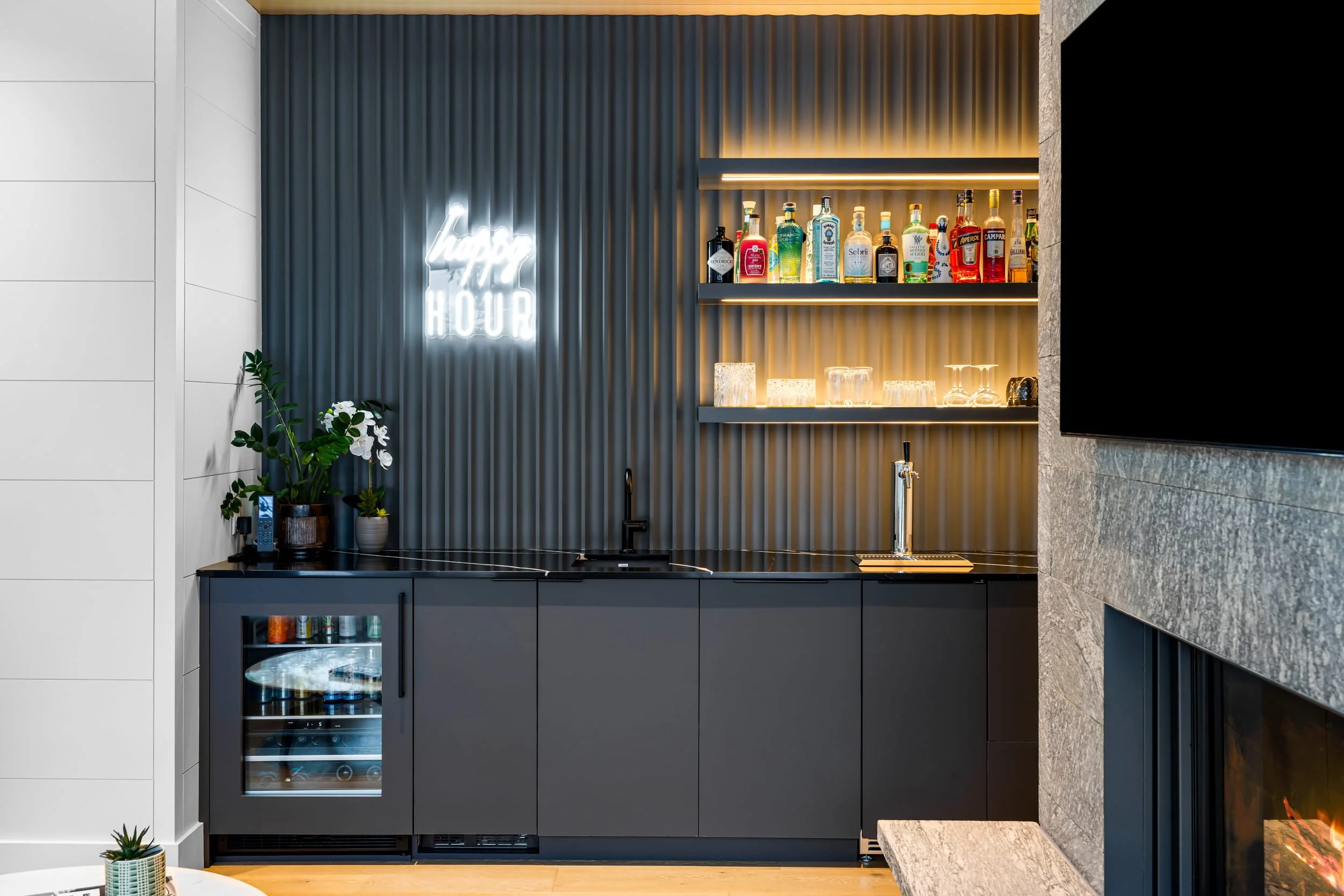 1080 Woodroffe Rd -22.jpg