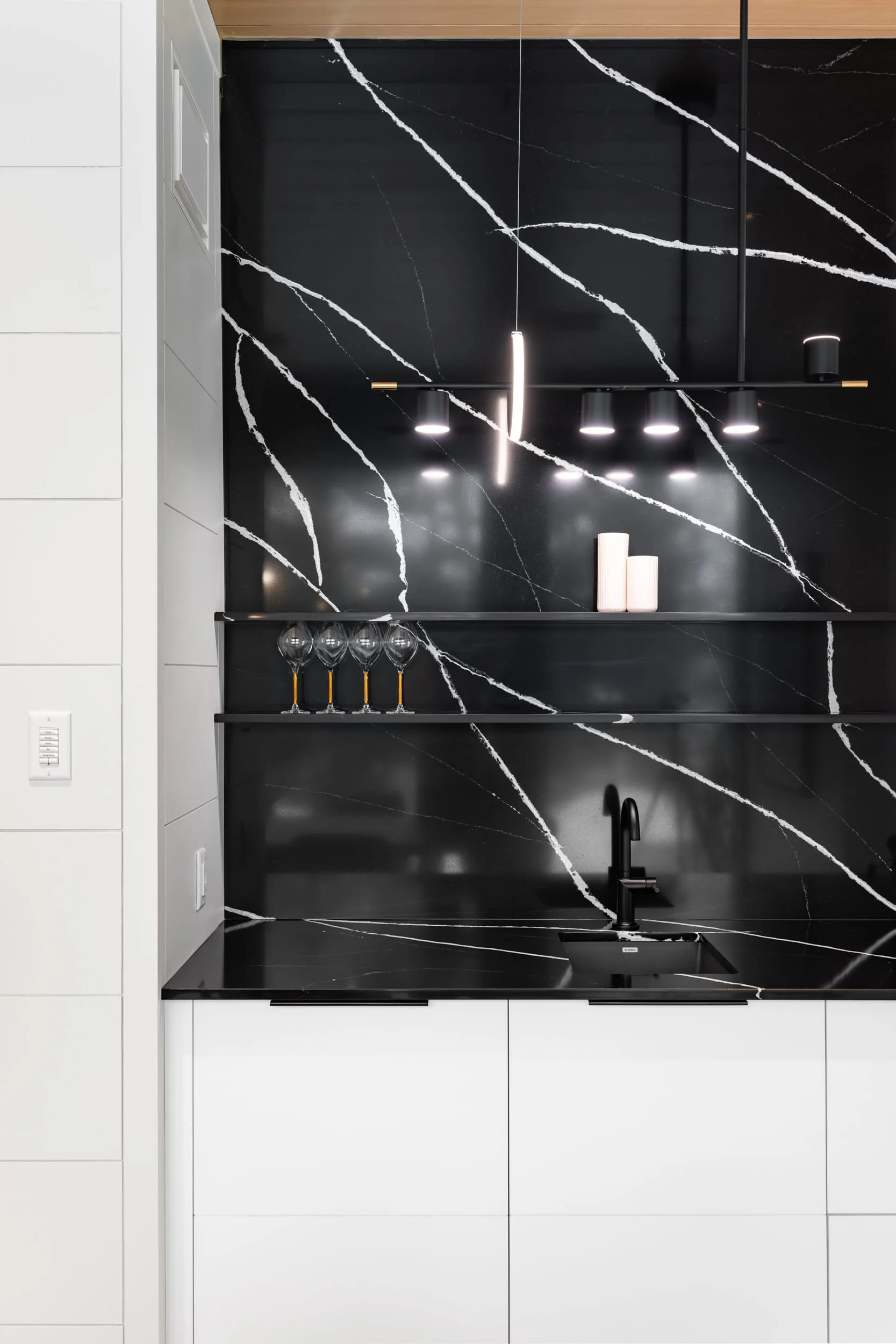 1080 Woodroffe Rd -64.jpg