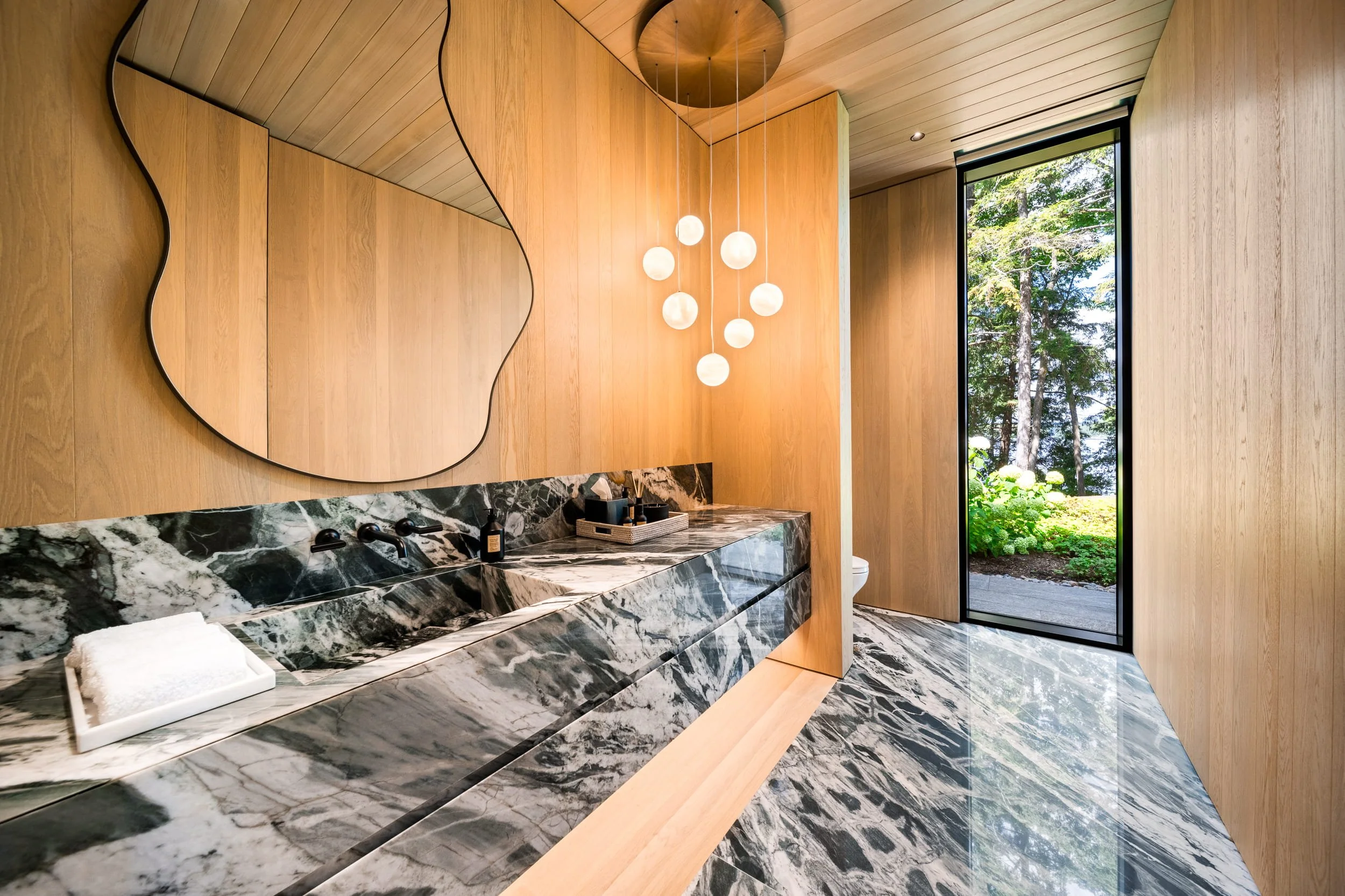 Dovigi Custom Cottage -63.jpg