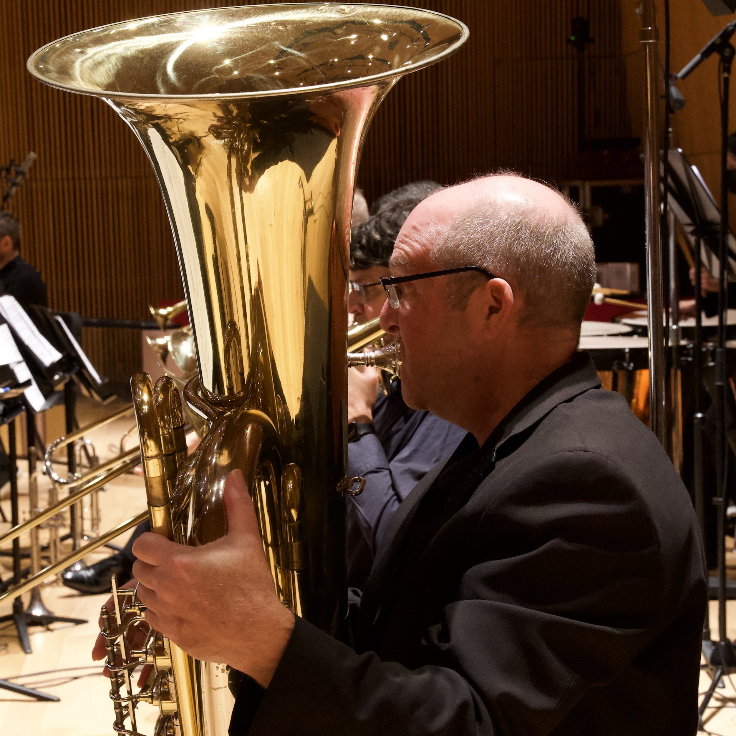 Rob Shuster, Tuba