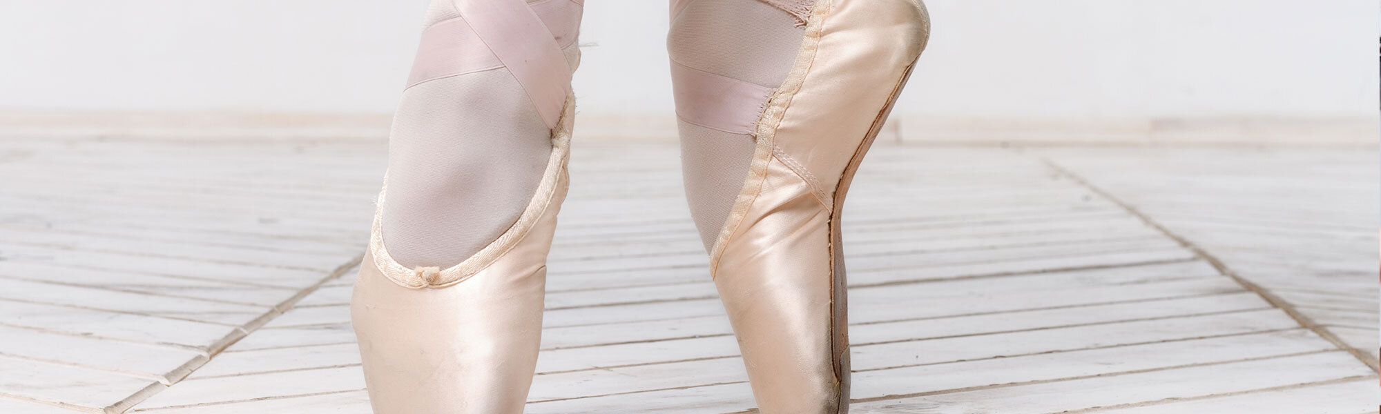 Why it's so important to get pointe shoes fitted professionally — Ballet  Fusion