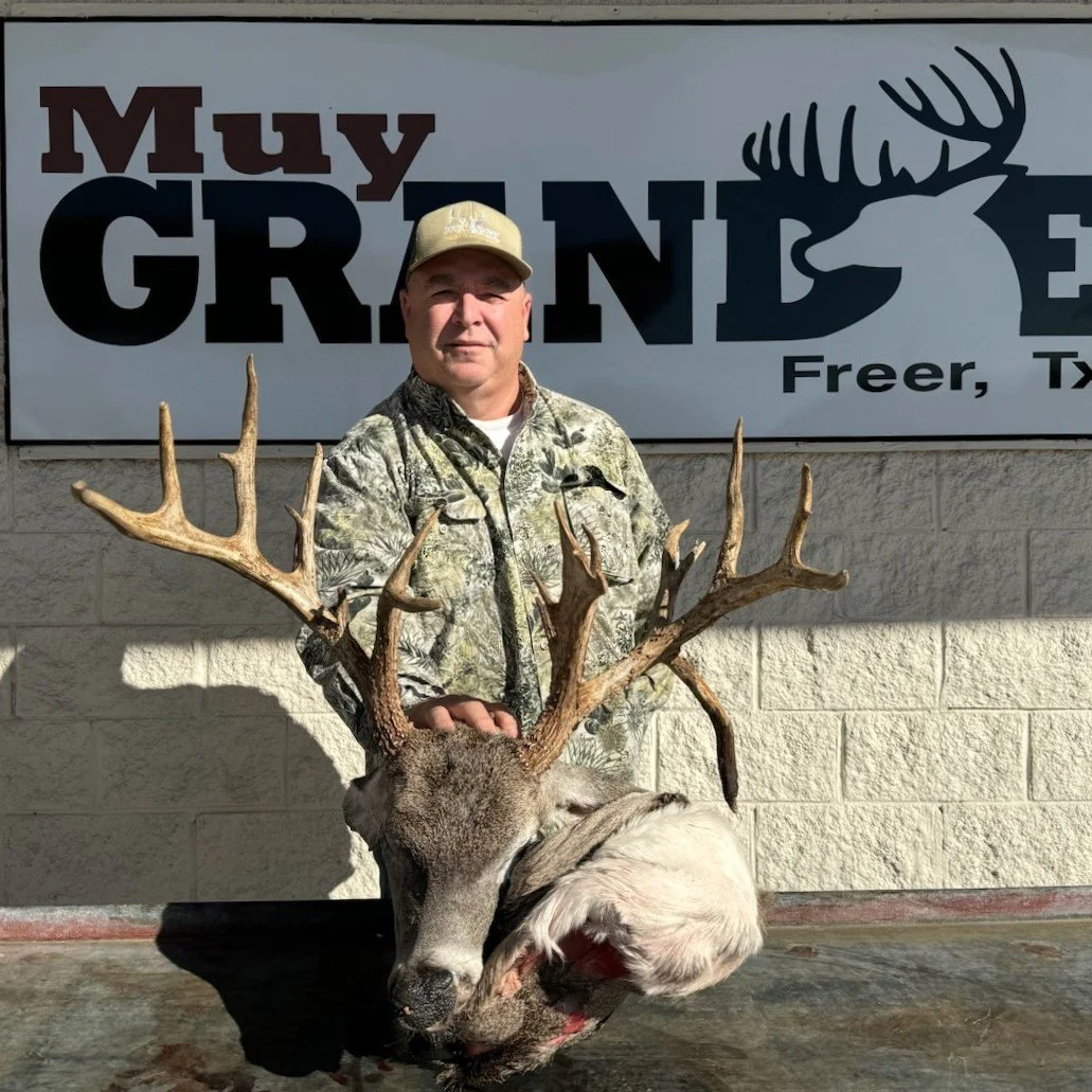 190+ Club 24-25 — Muy Grande