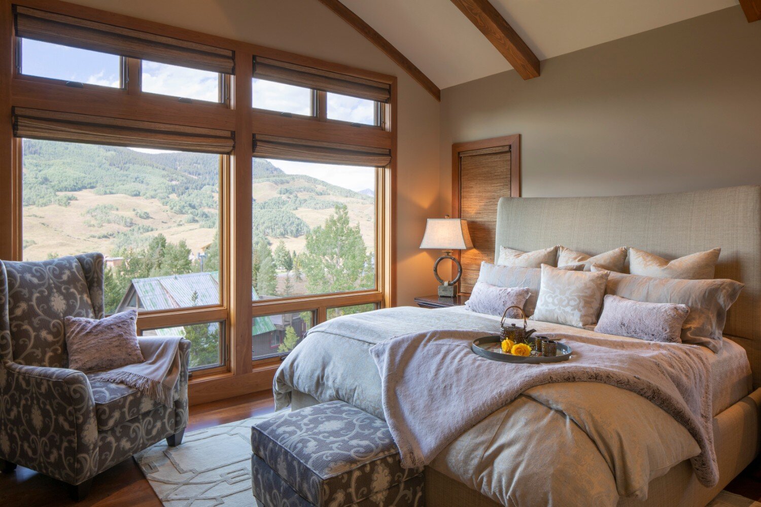 Groves-10-bedroom-design-ansley-interiors-crested-butte.jpg
