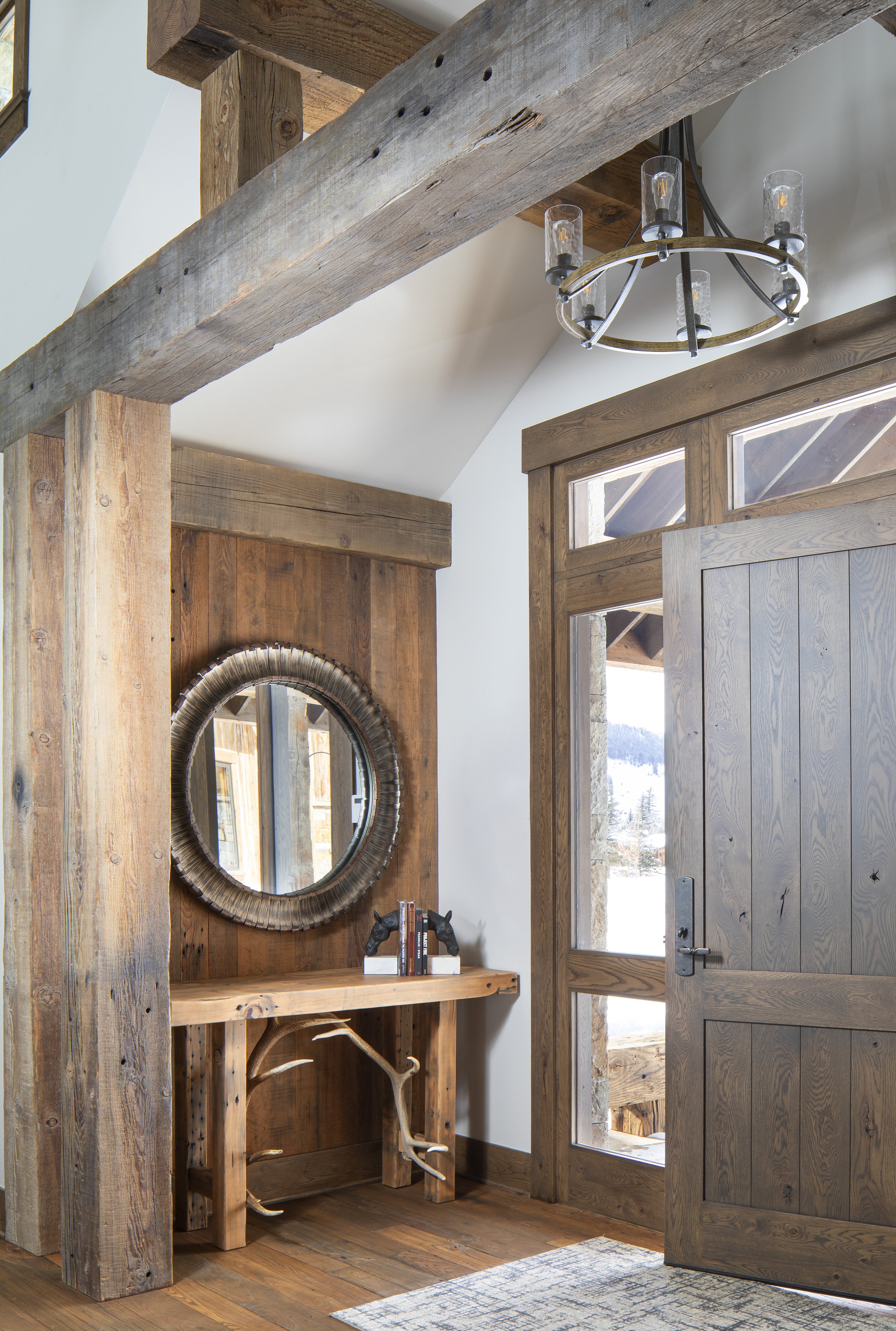 Wilder-2-best-mountain-town-interior-design-sara-potoker-ansley-interiors-entry-design.jpeg