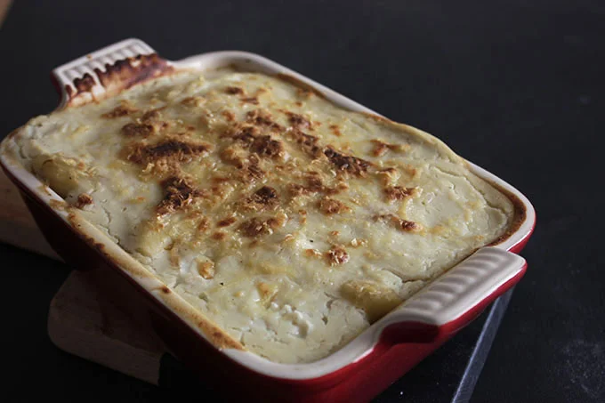PASTA DE NAVIDAD (TIPO CANELONES) CON BECHAMEL DE COLIFLOR