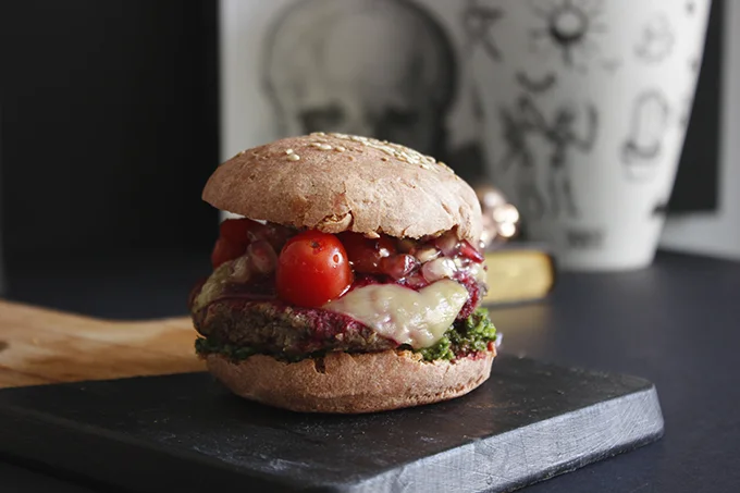 HAMBURGUESA VAMPIRO. ESPECIAL HALLOWEEN