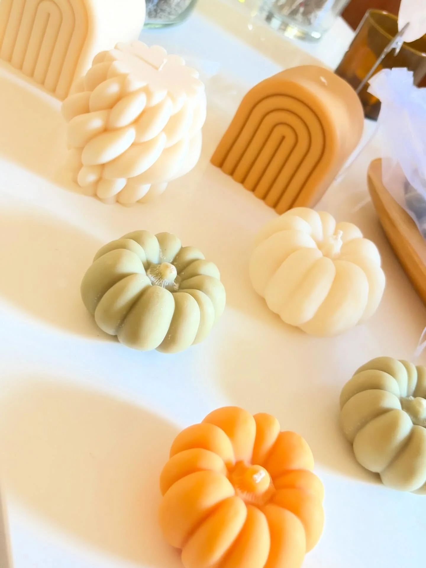 The cutest fall decor candles at the spa! They smell amazing too! 🍂