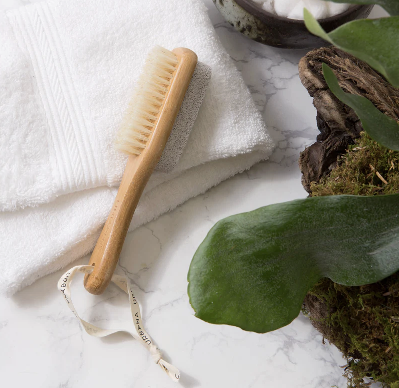 Urbana Pumice Stone + Nail Brush