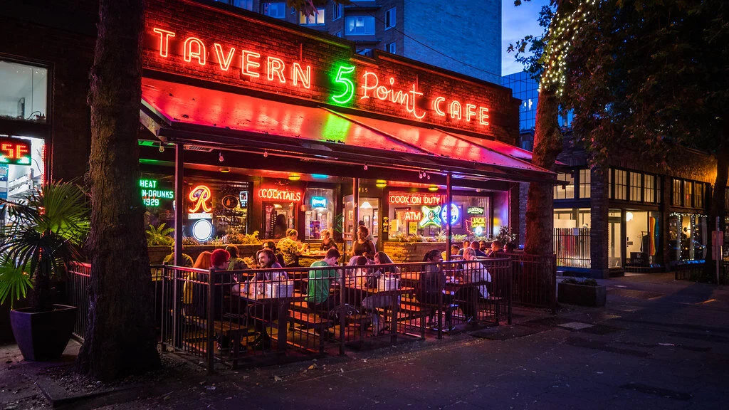 The 5 Point Cafe
