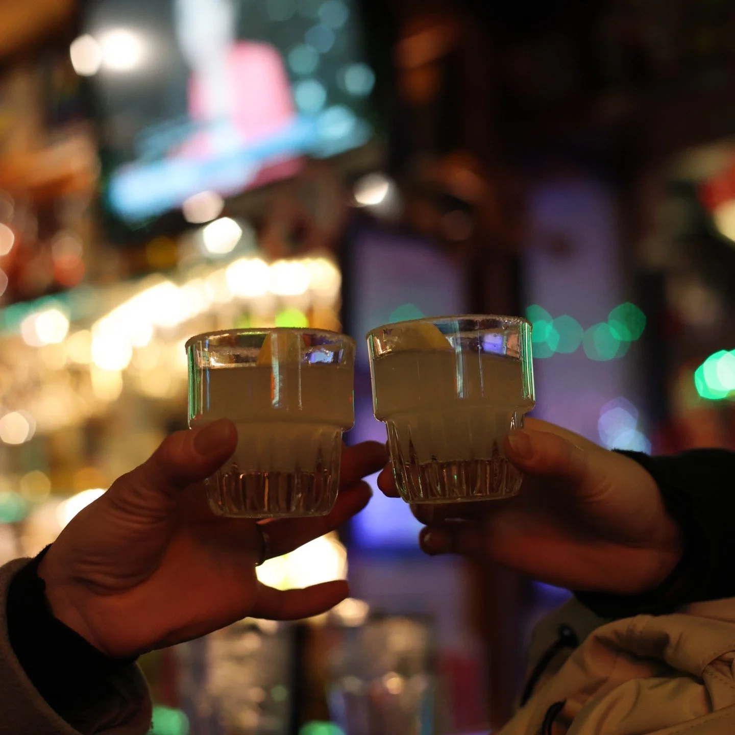 Ahhhhh... it's finally Friday. 

You're ready to kick-start the weekend. What do ya order first?

#Friday #SeattleDiveBar #the5pointcafe #BelltownSeattle #DowntownSeattle