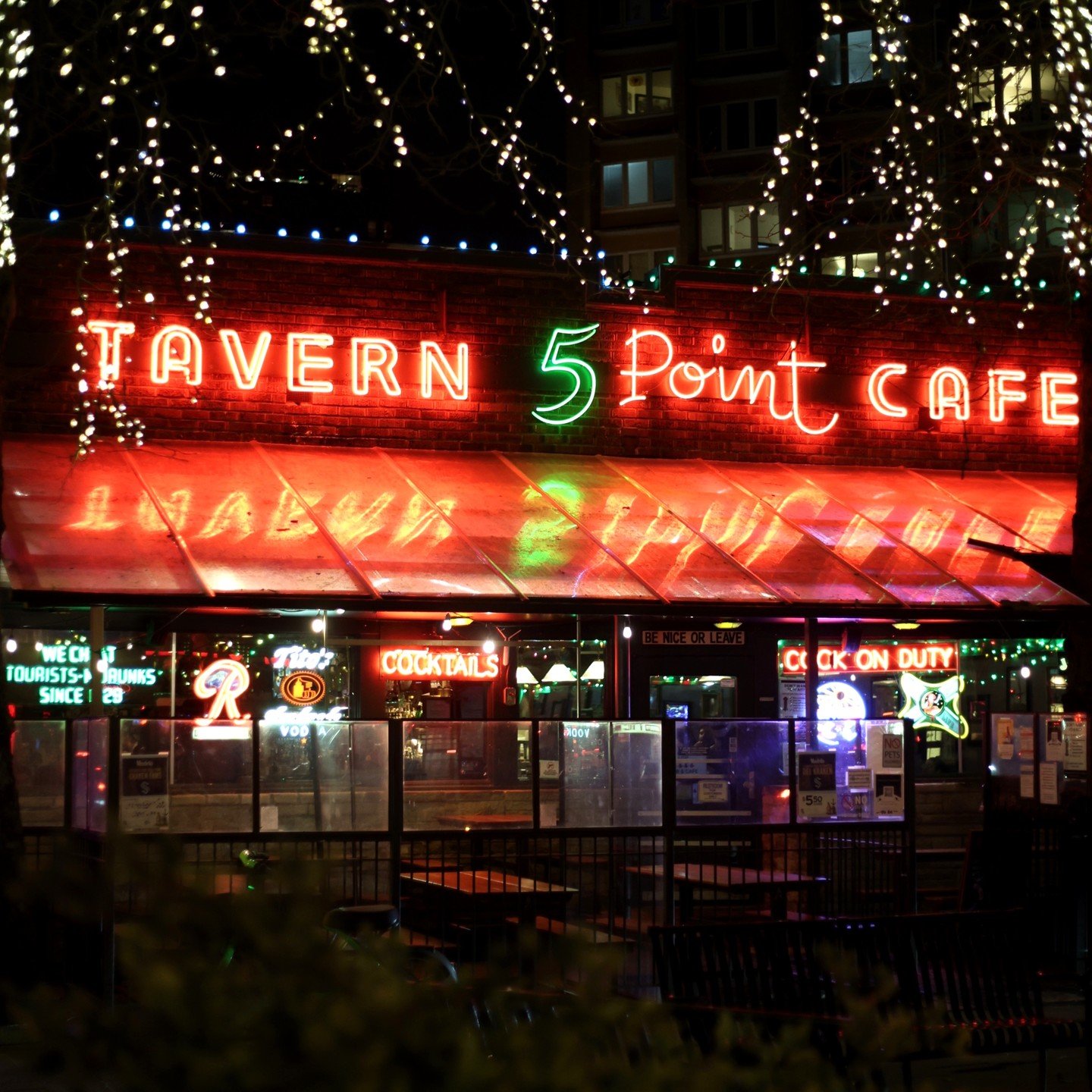 Imagine the shock on the World Cup visitors' faces when they see "CAFE" on the front of the building but espresso is nowhere to be found. 😬 

#the5pointcafe #belltownseattle #since1929 #seattledivebars