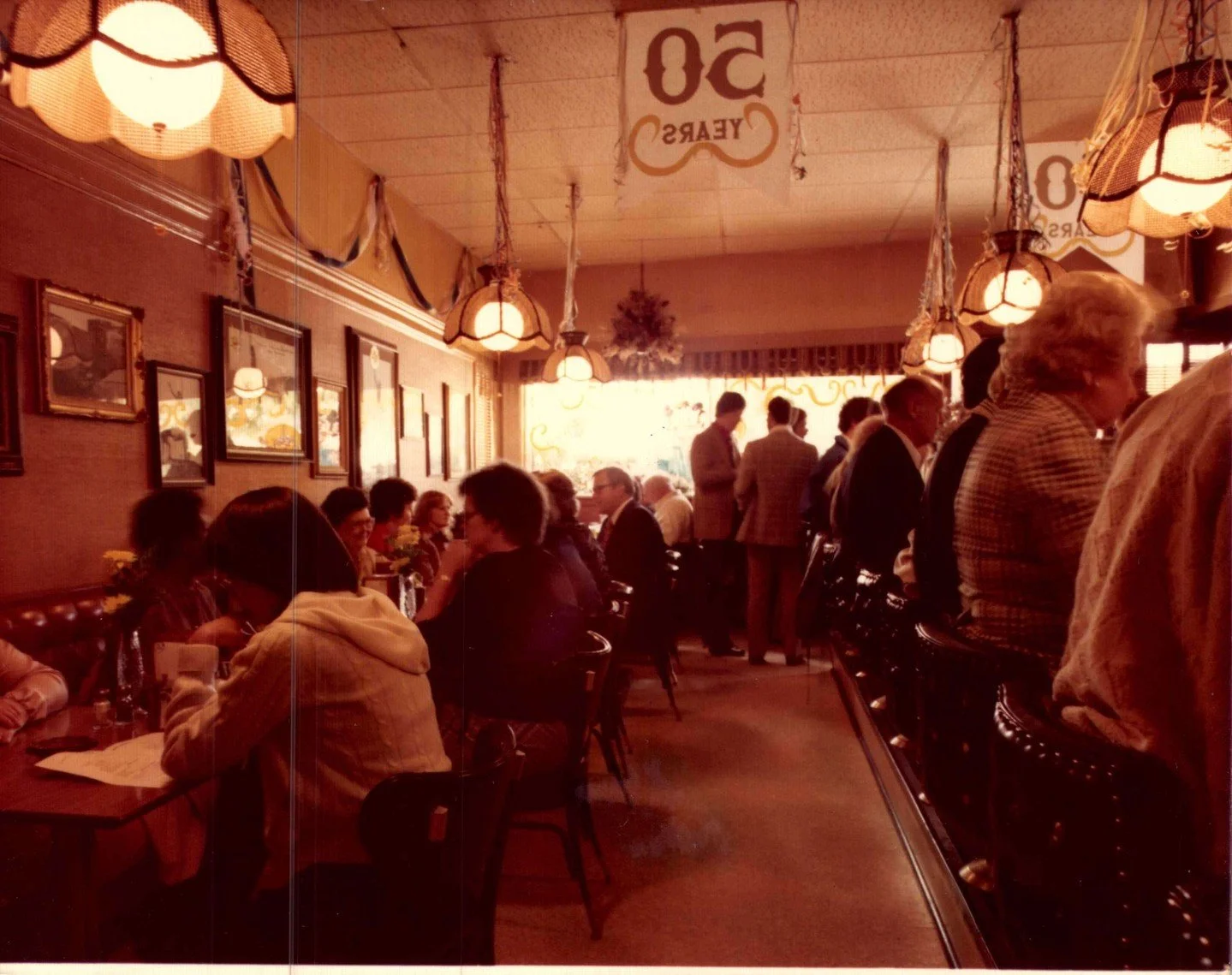 Is "Throwback Thursday" still a thing? Well, we're bringing it back. 

Does this pic ring a bell anyone? We're still here after almost 97 years later, we just look a little different 😉

#the5pointcafe #since1929 #alcoholicsservingalcoholic