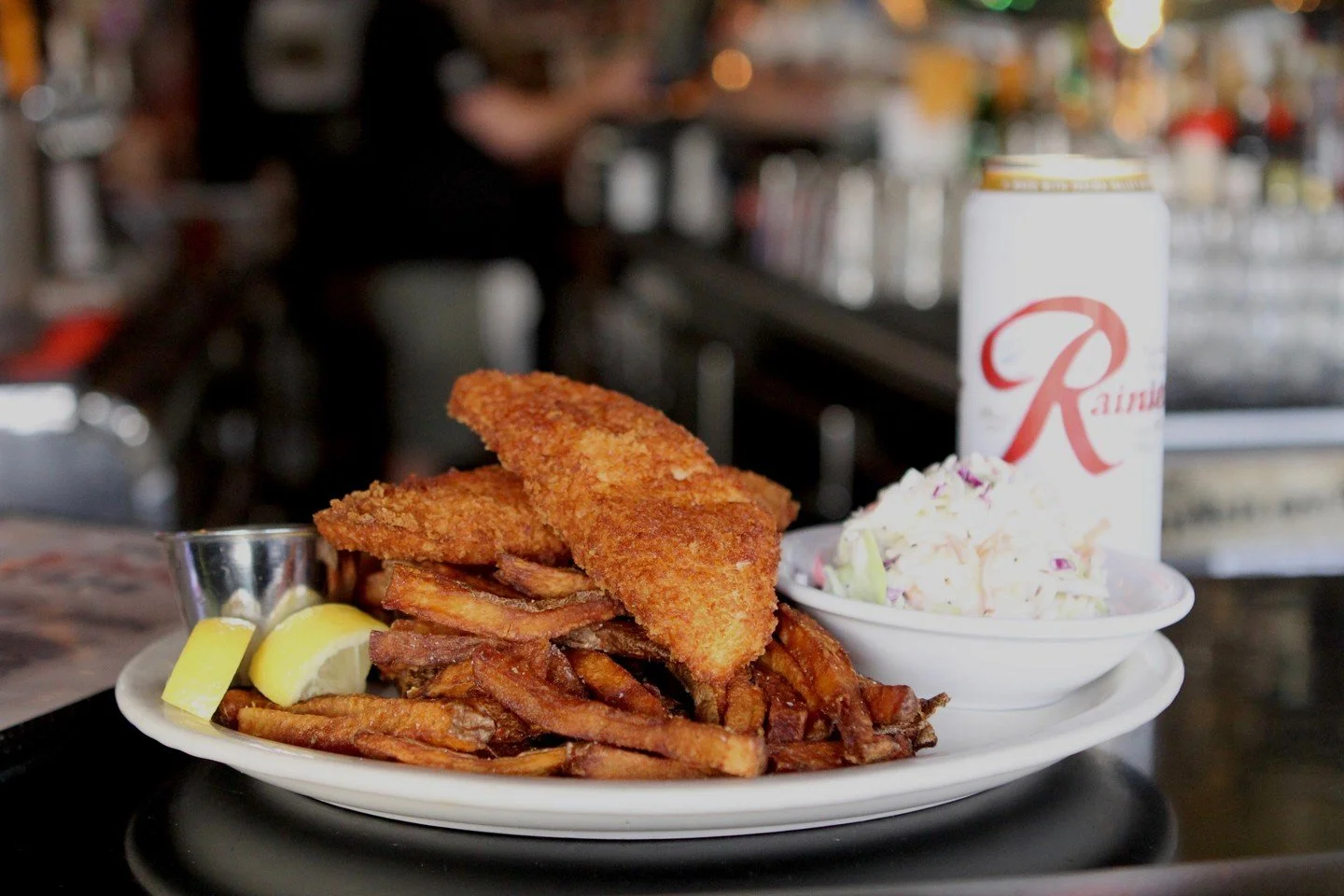 Fish n Chips is always a good idea. Especially when it's from The 5 Point. 

Available for dine-in or delivery. 

#the5pointcafe #classicdiner #divebar #belltownseattle #seattlebars