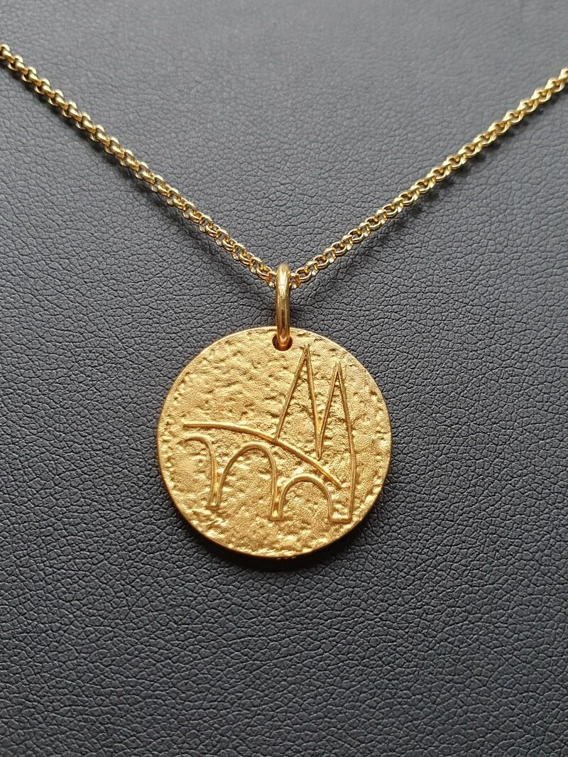 R TALISMAN Gold mit Goldkette_klein.jpg