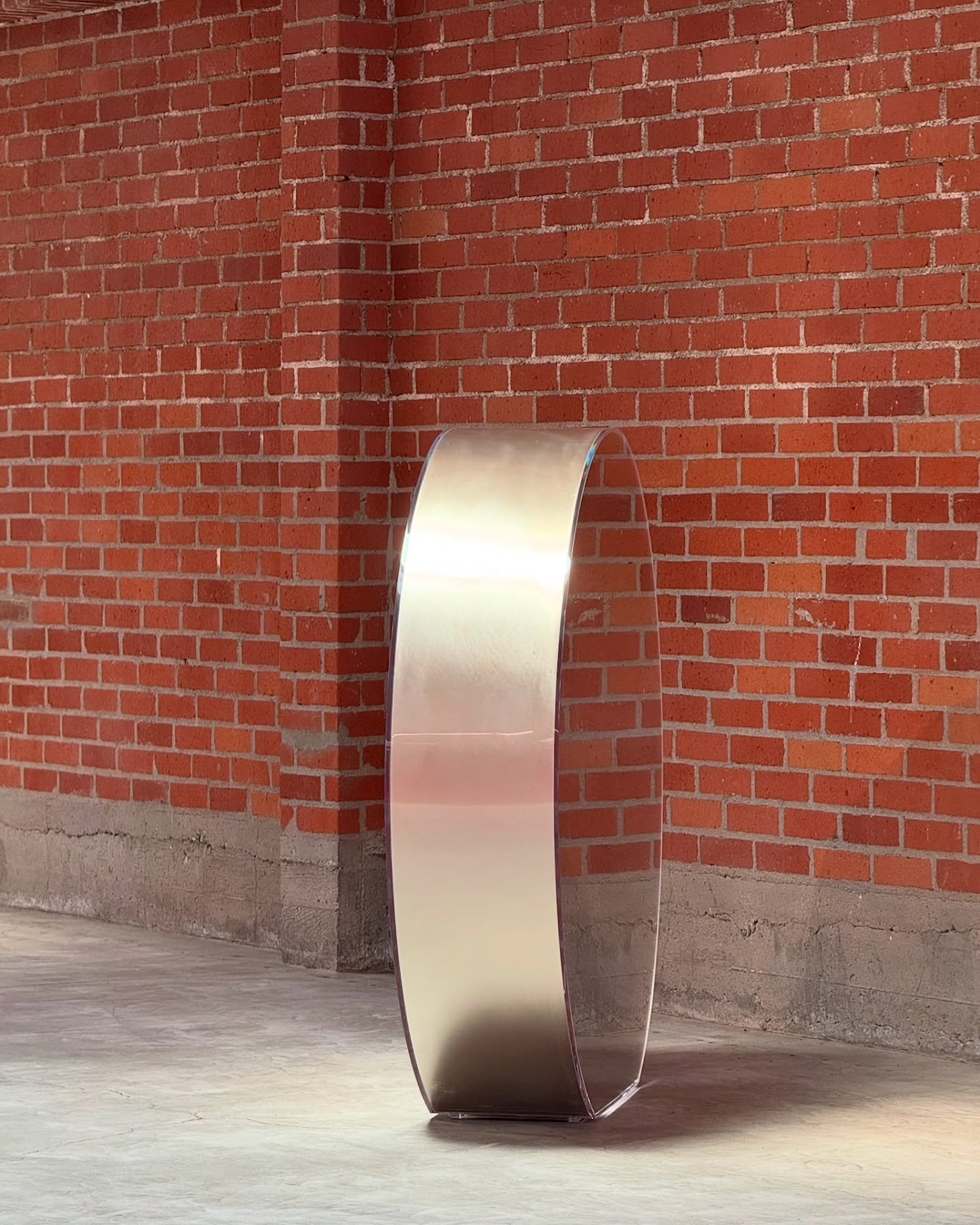 Metallic Sun
67&rdquo;H x 72&rdquo;W X 16&rdquo;D
Acrylic encapsulating silvertone pigment 

Currently exhibited at The Brick gallery in Los Angeles. 
&lsquo;unshade me of you&rsquo; is an installation of sculpture and live performance.  Next perform