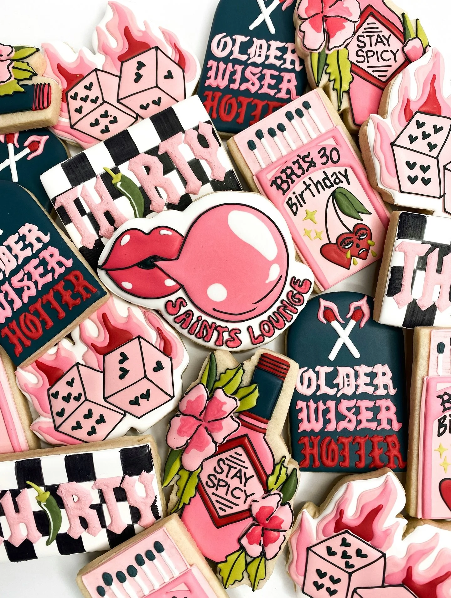 Older. Wiser. Hotter. A little spicy, a lot sweet &mdash; just like her! Loved creating these Edible Flash Tattoo cookies for this birthday badass. The one and only @saintslounge_ of course ⚡️❤️&zwj;🔥🤏🏽 

#tanpacookies #tattoocookies #customcookie