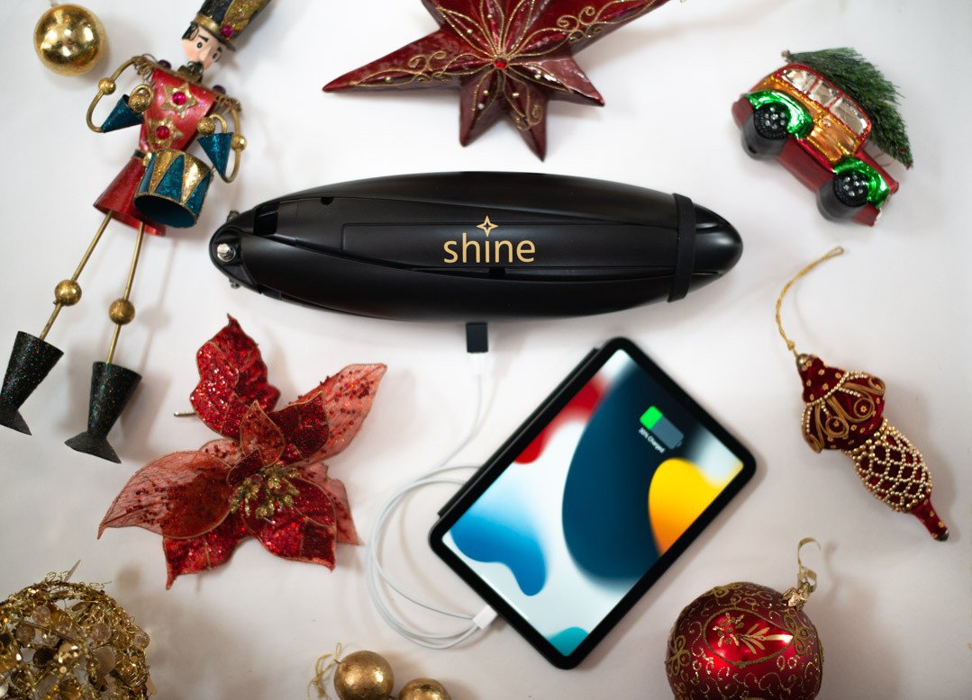 The holidays are blowing in fast 🌬️🎄and so is our Shine 1.0 shipping deadline.⁠
⁠
Want wind power under your tree?⁠
-If you're in the EU or UK, order by Dec 17.⁠
-If you're in the US, order by Dec 18.⁠
⁠
✨ Give the gift of good energy or treat your