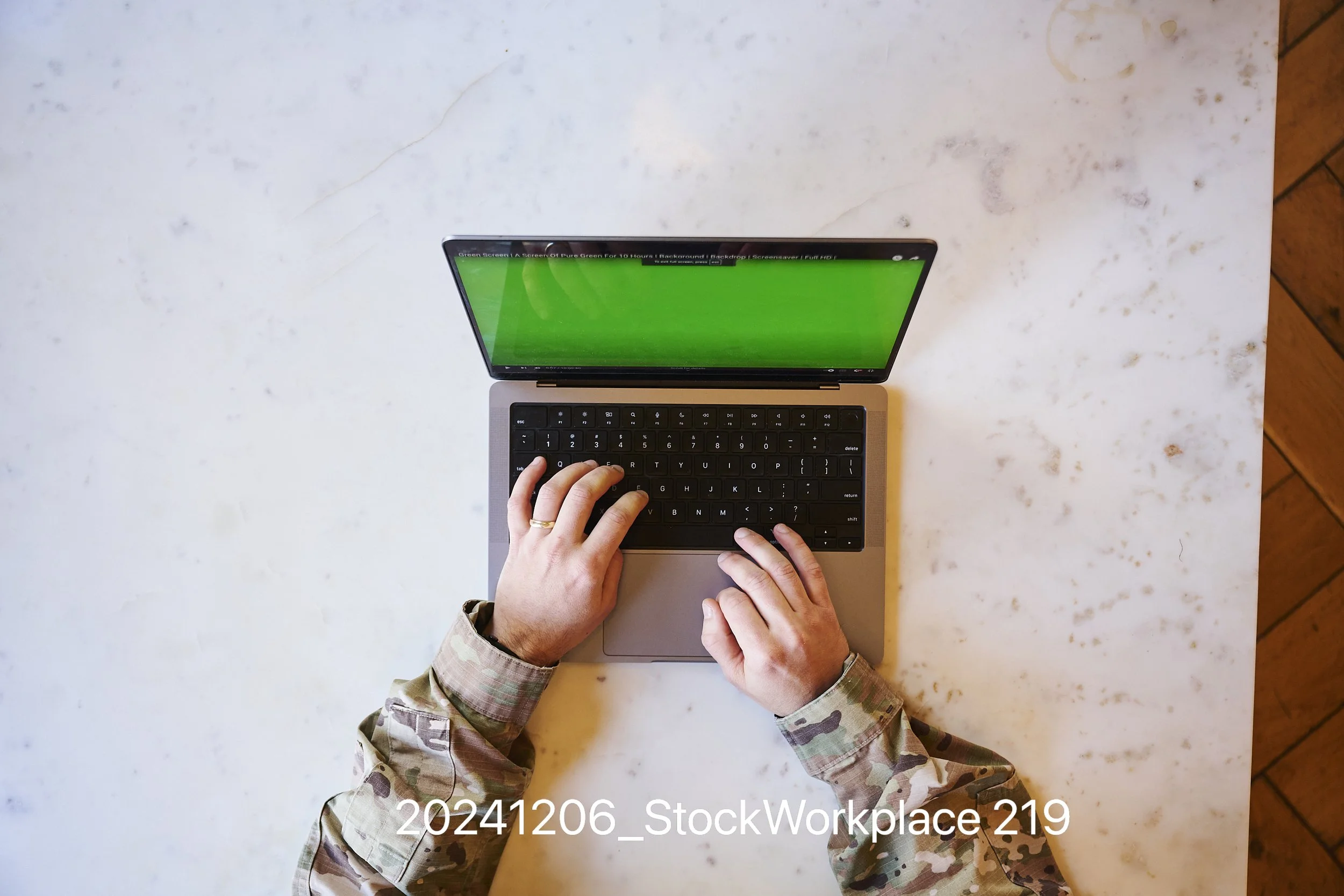 20241206_StockWorkplace 219.jpg