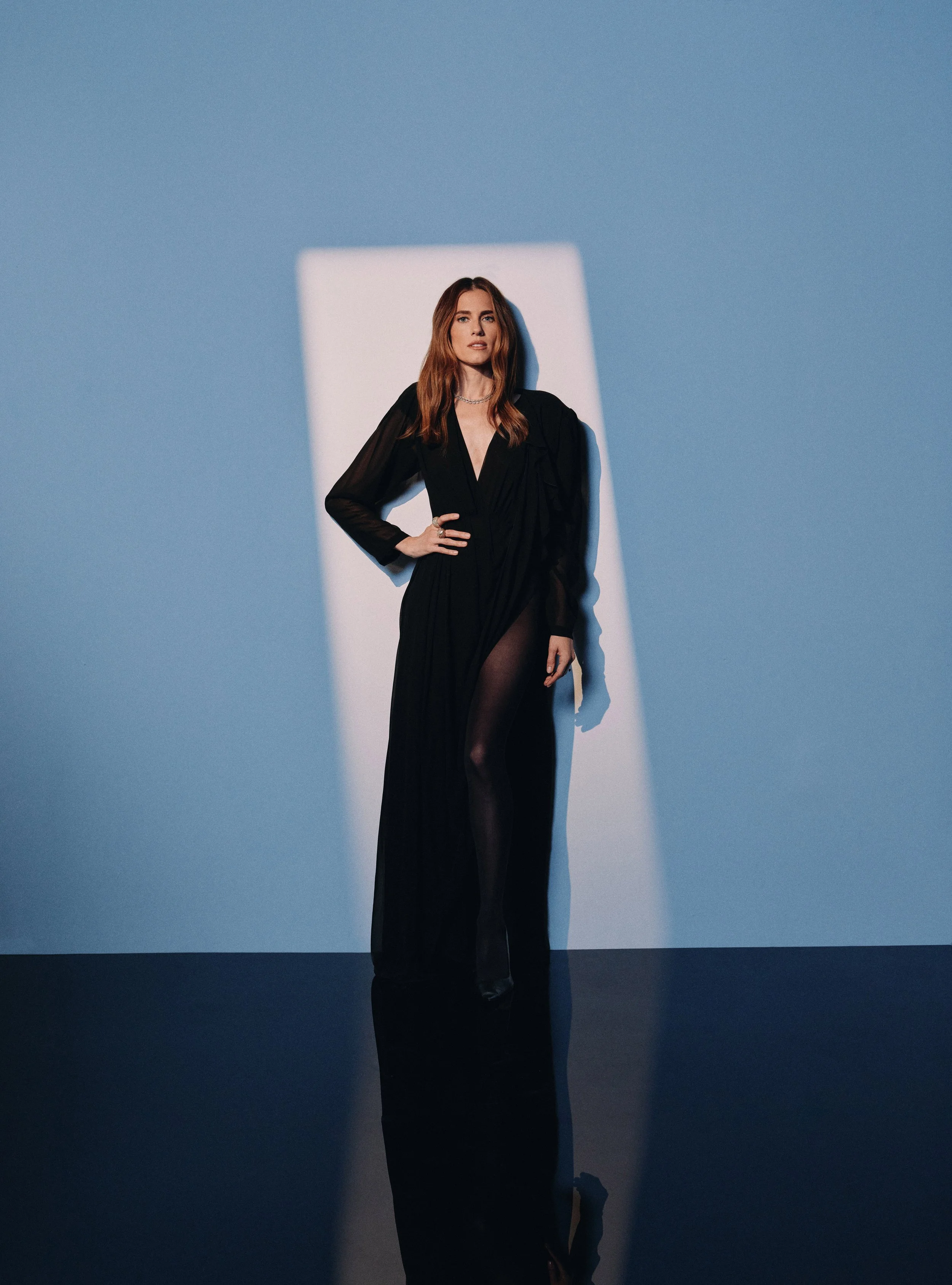 Allison Williams DuJour_Emilio Madrid_1202.jpg