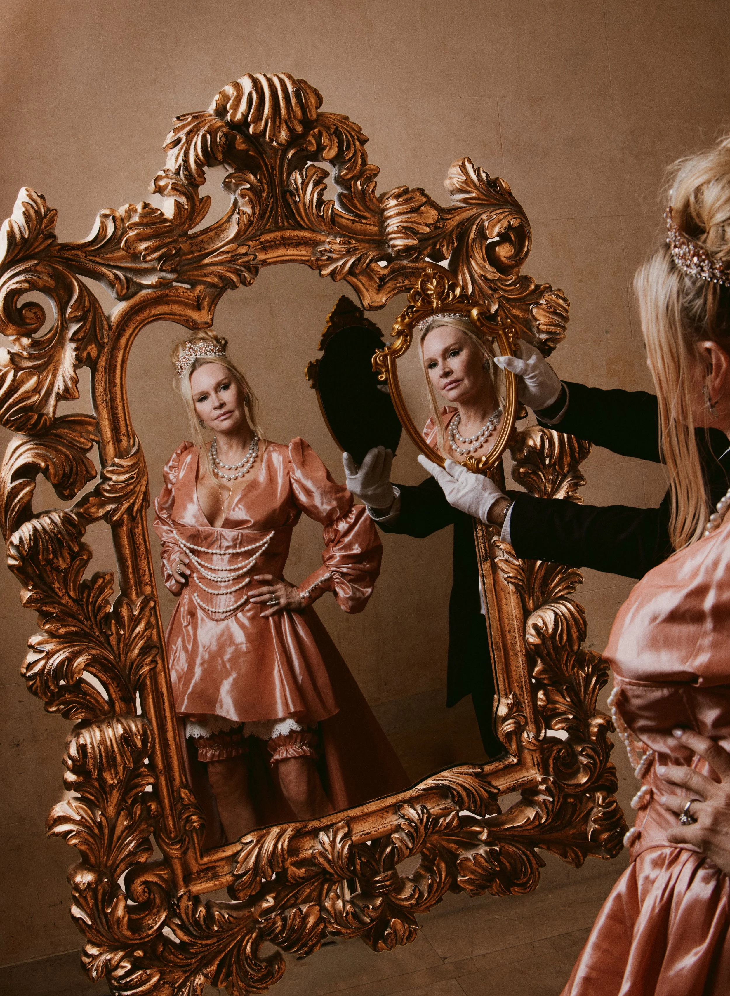 Queen of Versailles Opening Portraits_Emilio Madrid_0853.jpg