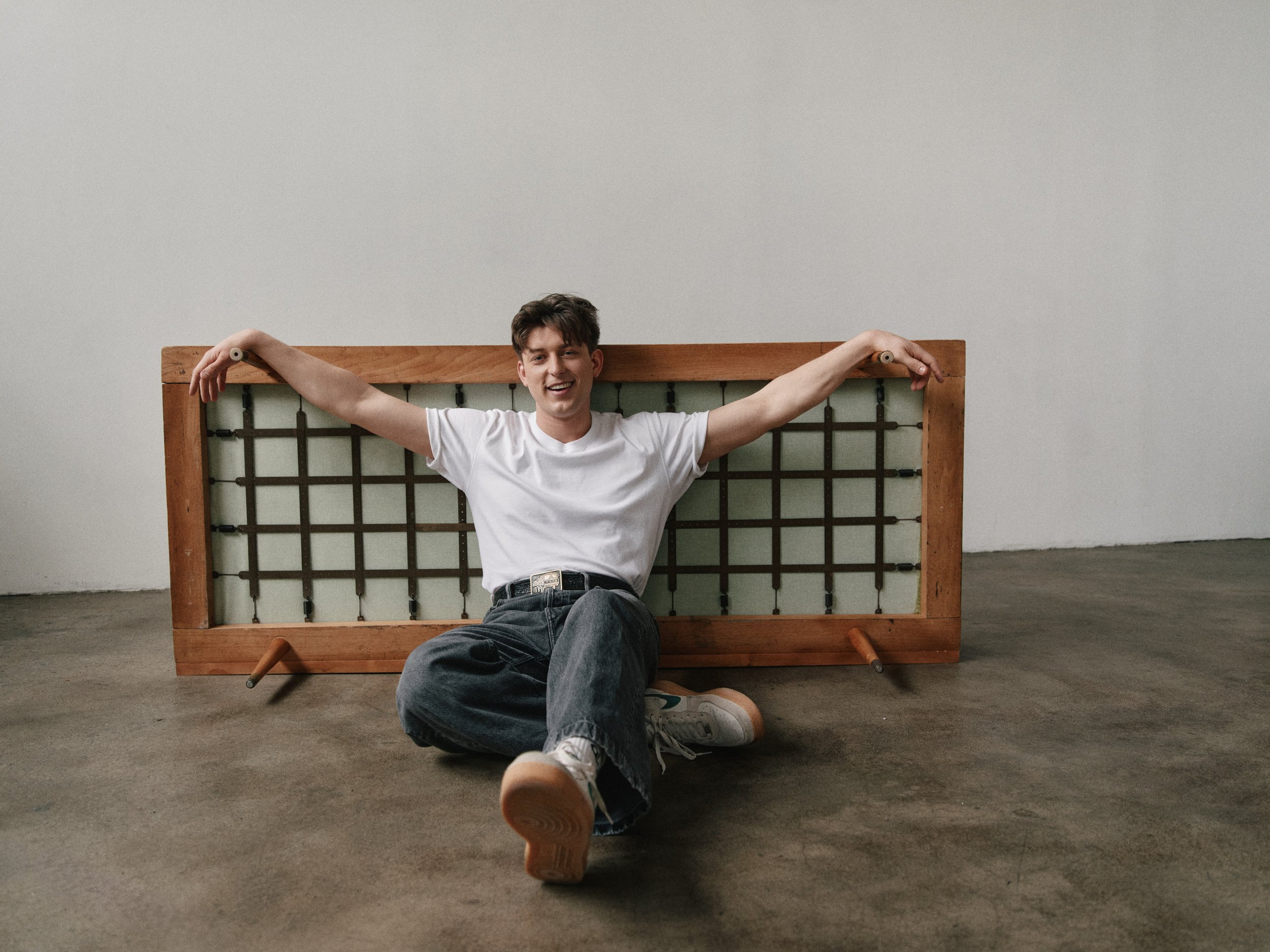 Tom Francis Broadway.com_0535.jpg