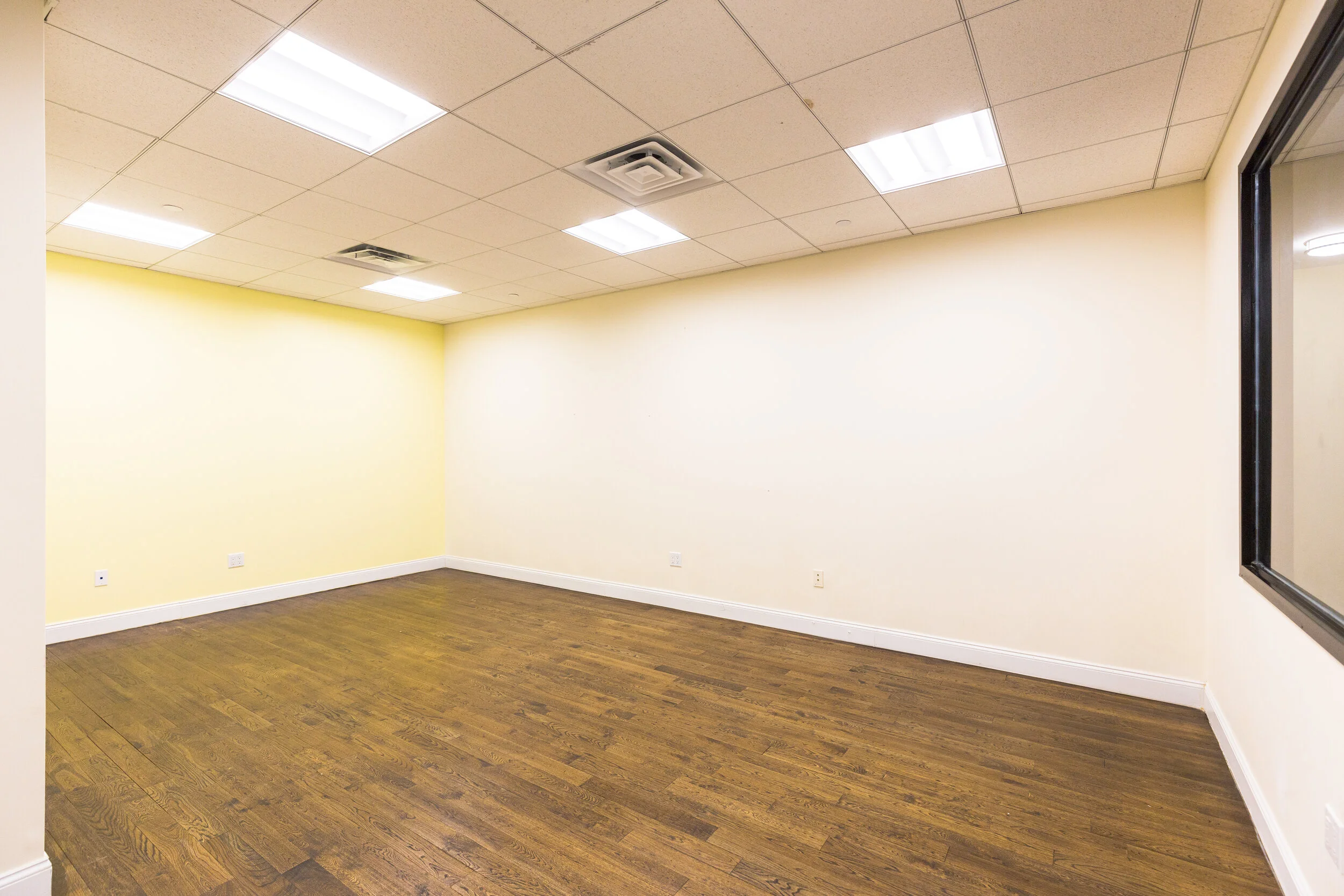 1078 Fulton Office Space_002.jpg