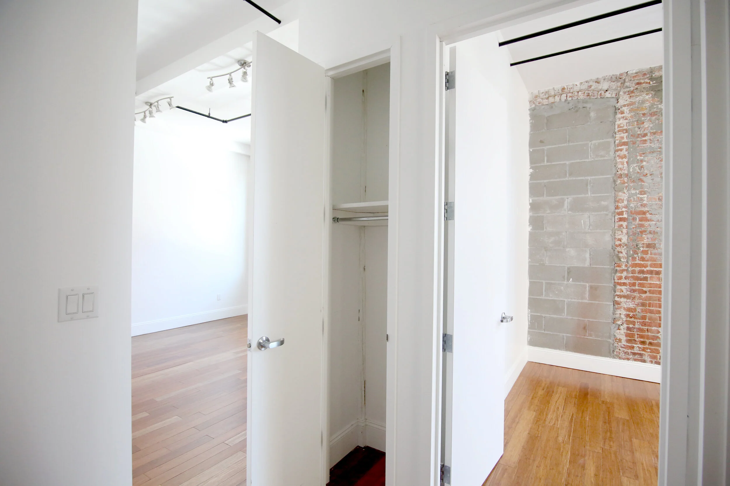 335 Throop Ave #1H_009.JPG