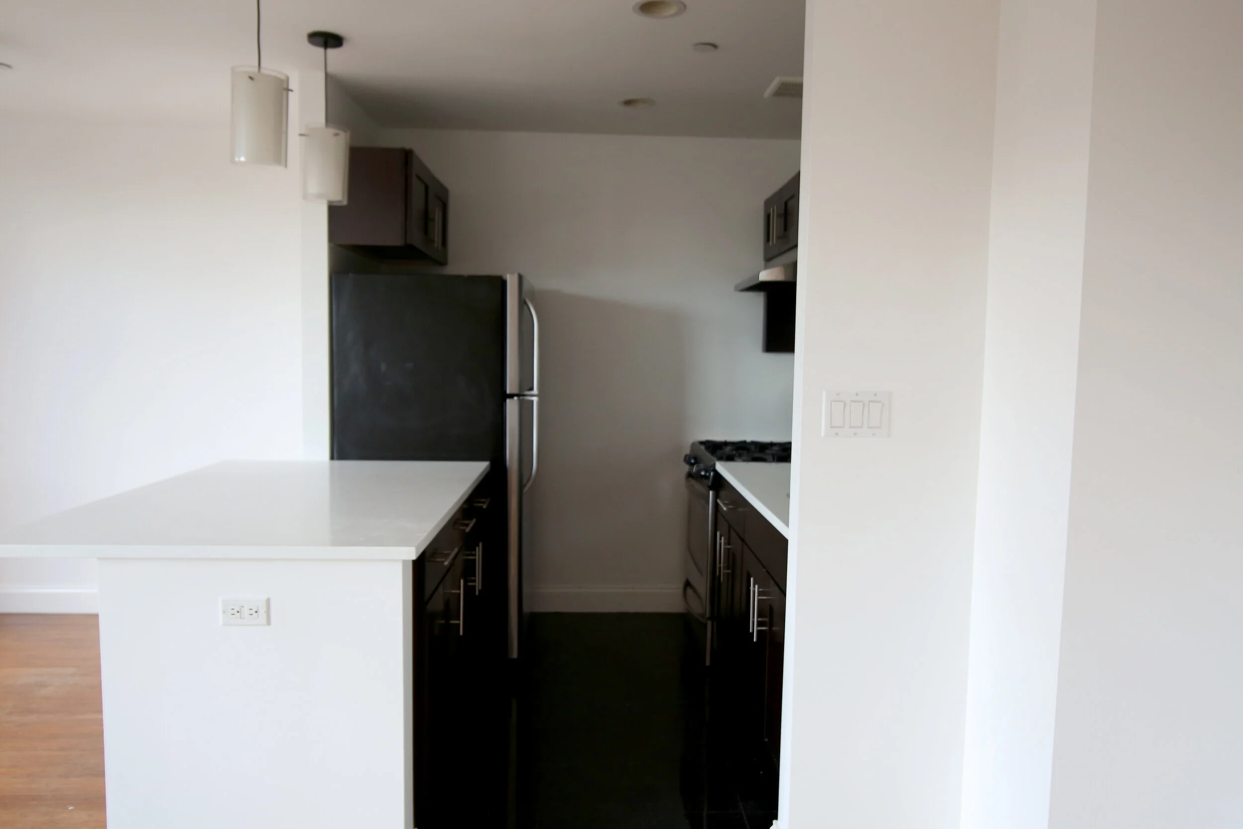 832 Dekalb #4E_012.JPG