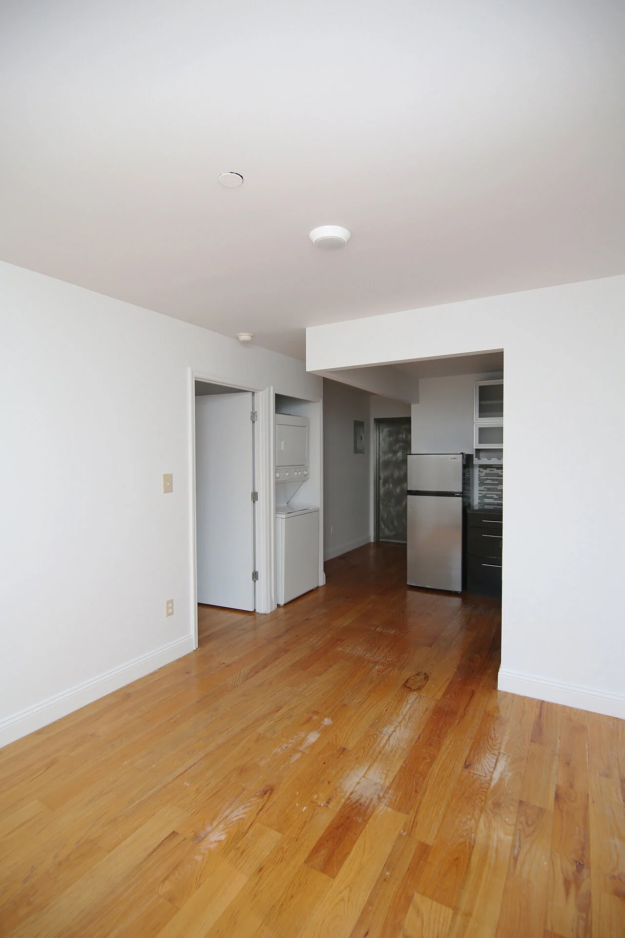 424 LAFAYETTE