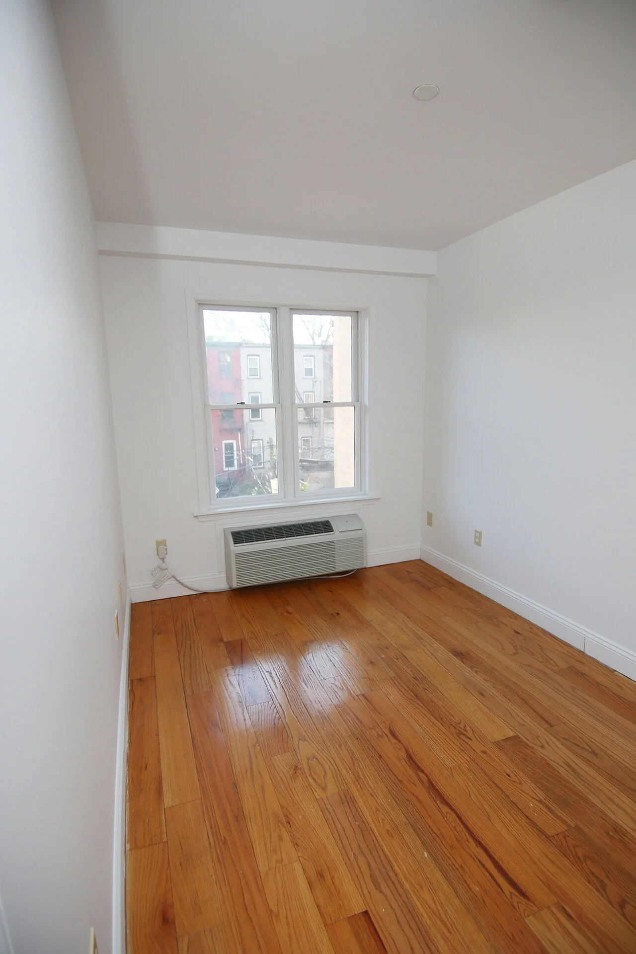 424 LAFAYETTE