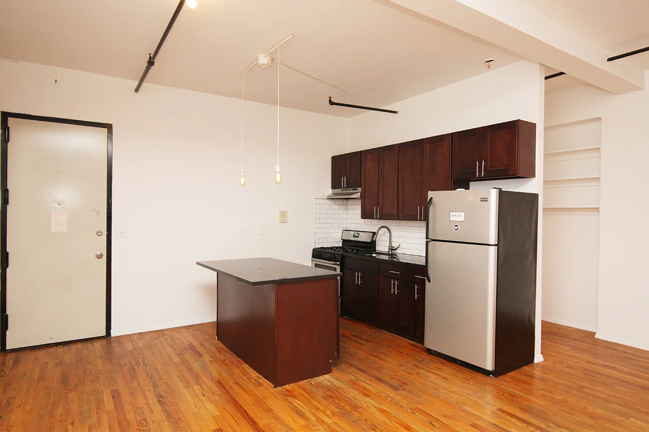 16 Manhattan Avenue 3B