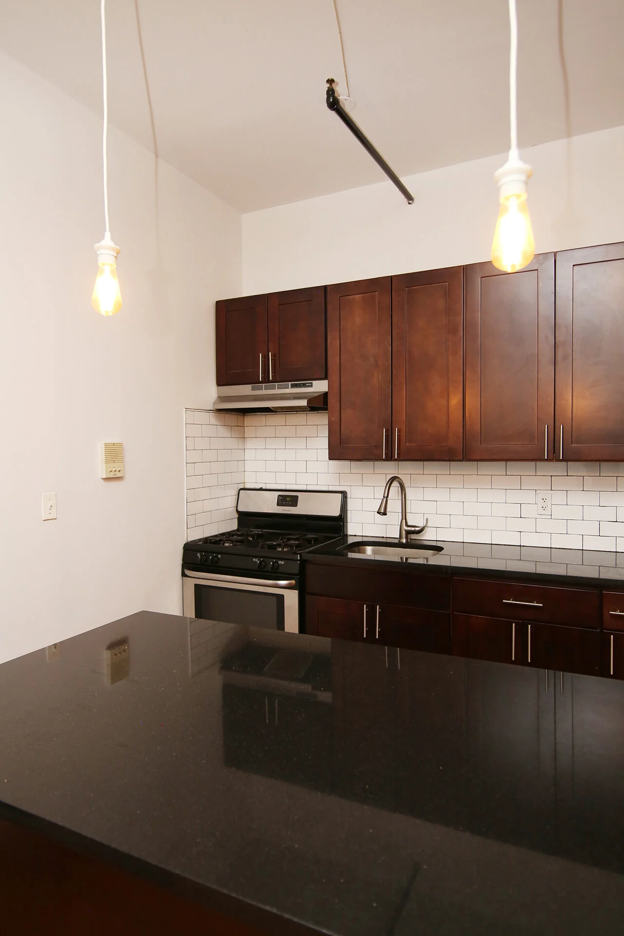 16 Manhattan Avenue 3B