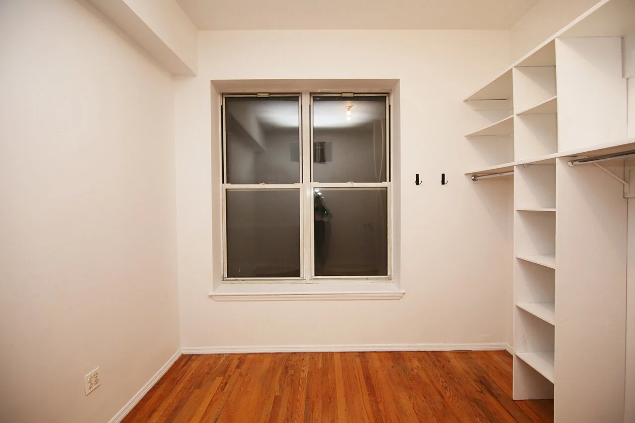 16 Manhattan Avenue 3B