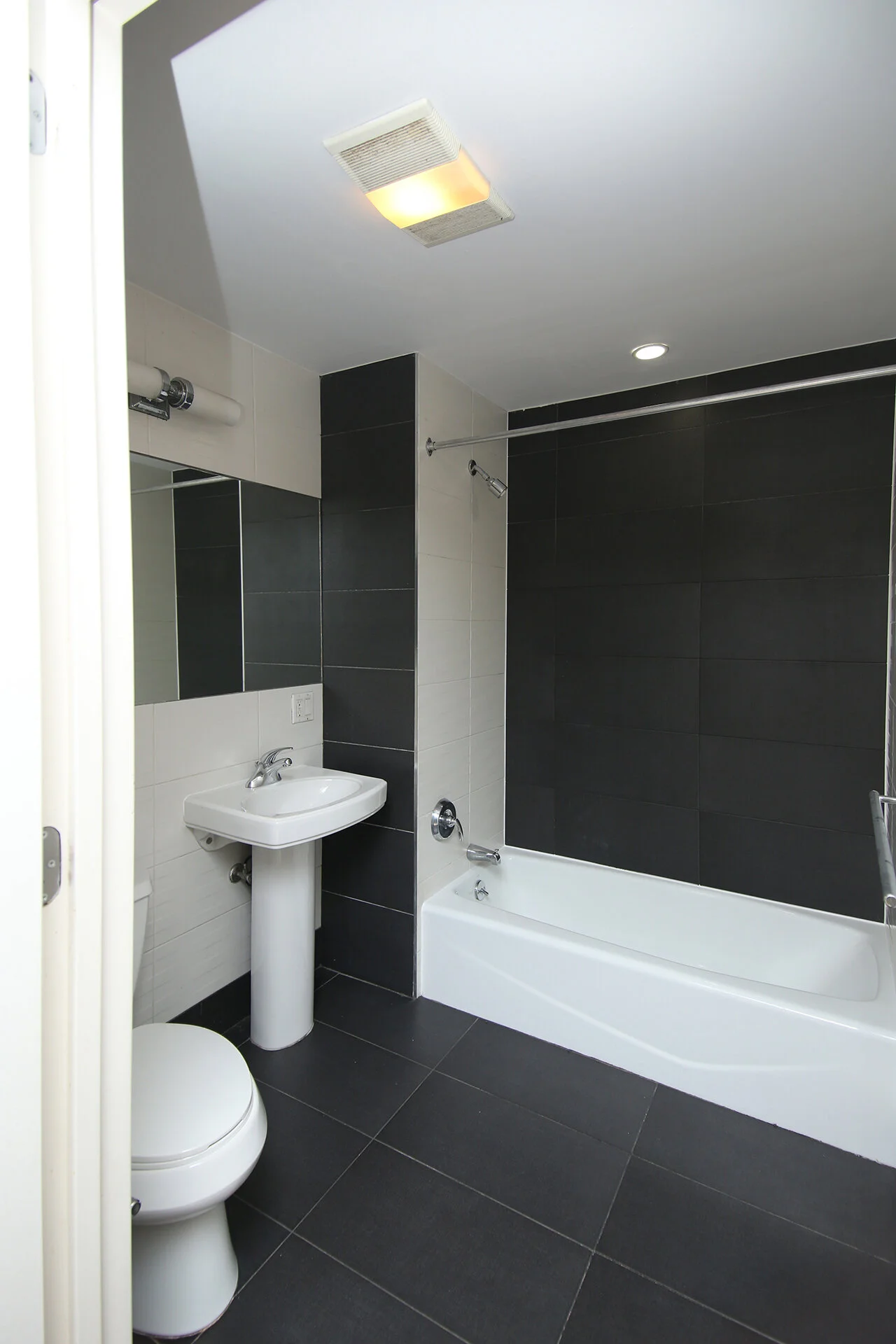 426 Lafayette Avenue 3C