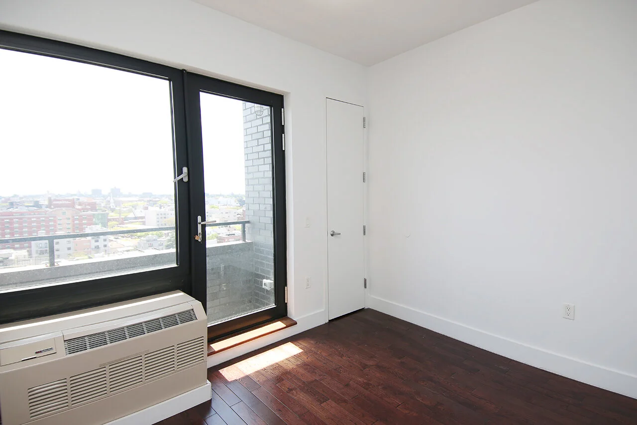 Available apartment 991 Willoughby Avenue | Bushwick